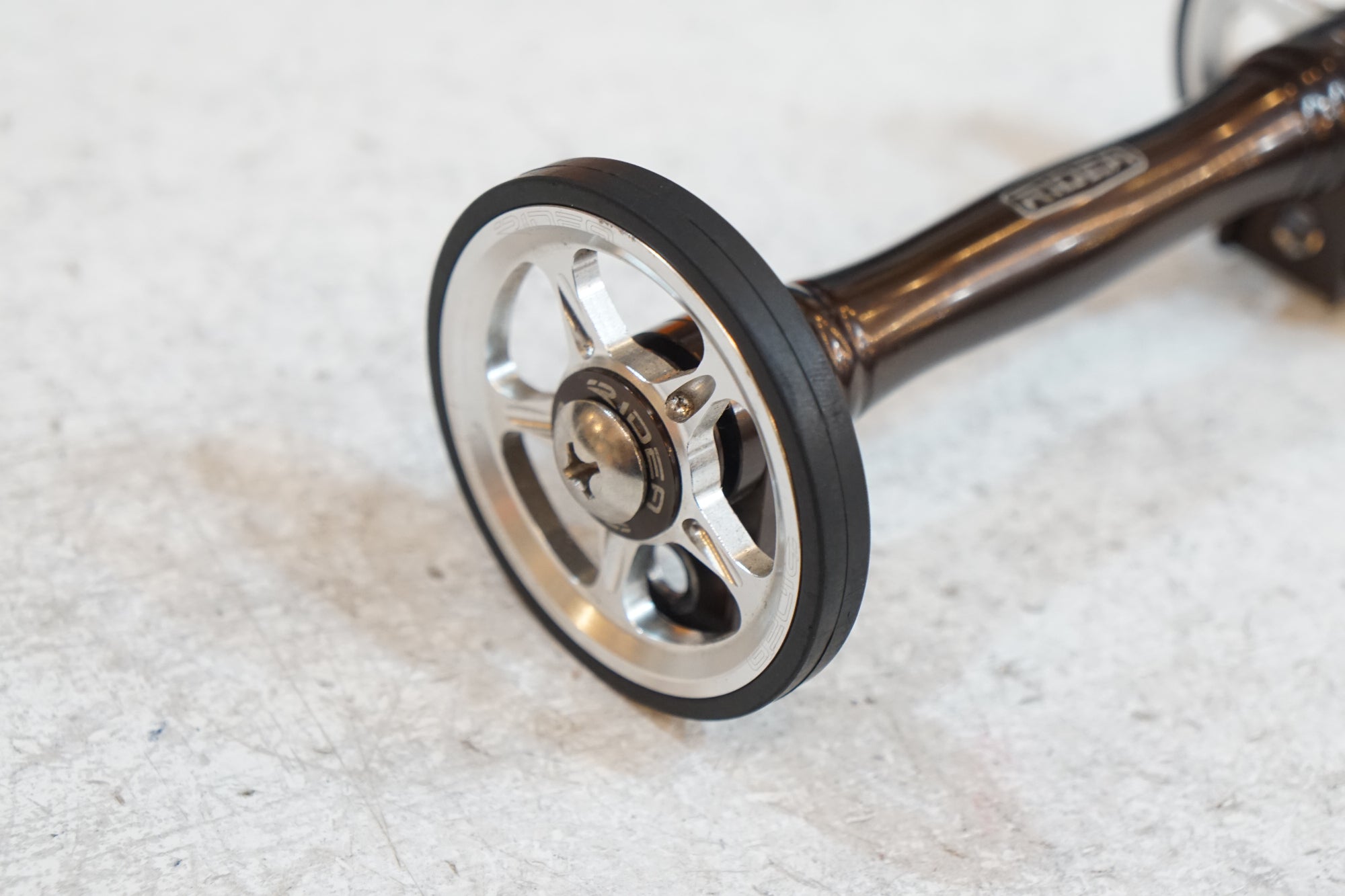 RIDEA 「リデア」 Extendable Easy Wheel Bracket  ホイールブラケット / バイチャリ浦和ベース