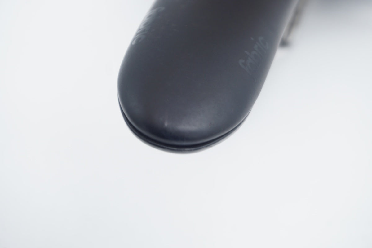 FABRIC 「ファブリック」 SCOOP SHALLOW FLAT サドル / 滋賀大津店