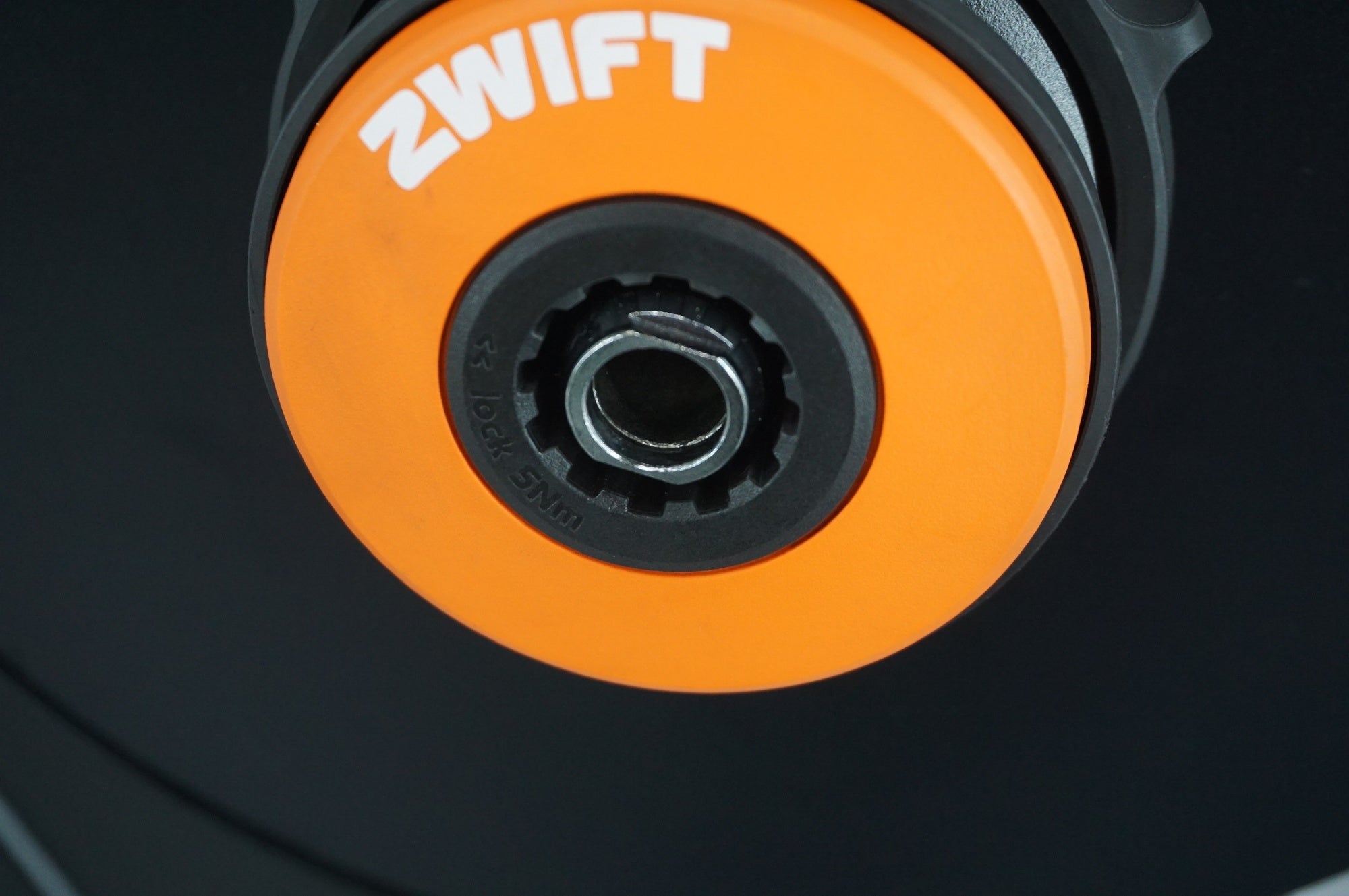 WAHOO 「ワフー」 KICKR CORE ZWIFT ONE スマートトレーナー / 阪急塚口店