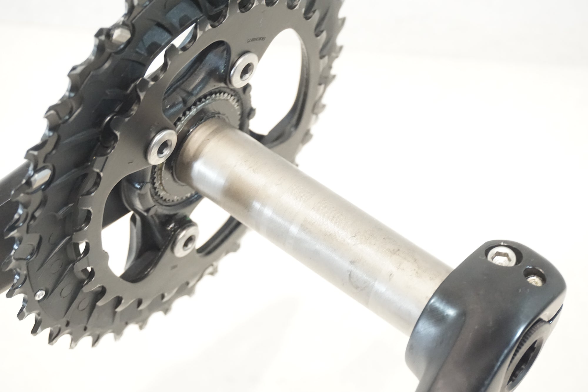 SHIMANO 「シマノ」 DEORE FC-M6000 38-28T 175mm クランクセット