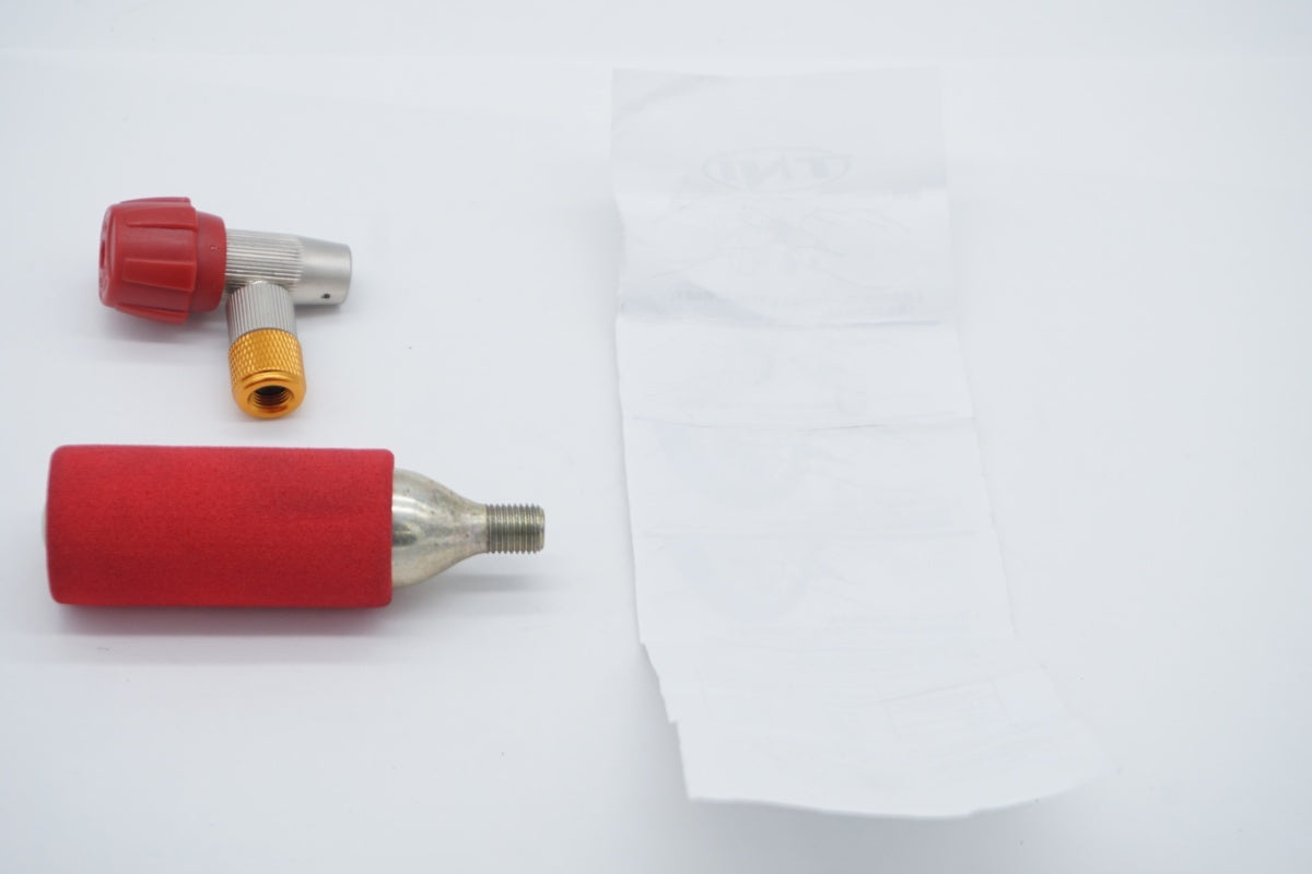 TNI 「ティーエヌアイ」 CO2 インフレーターボンベセット / 京都八幡店