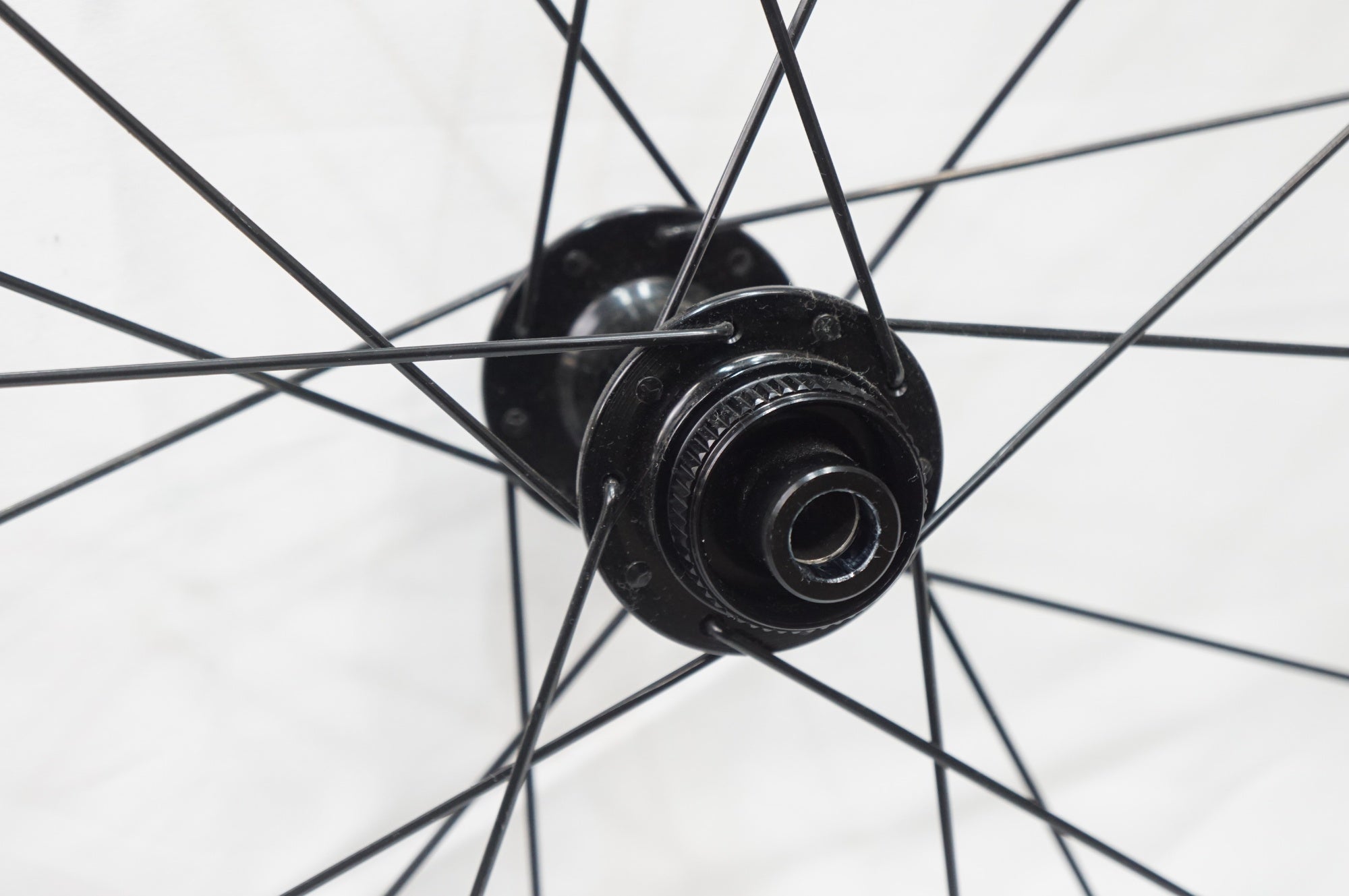 GUSTO 「グスト」 ATTAQUE CARBON DISC 50mm シマノ12速 ホイールセット / 大宮店