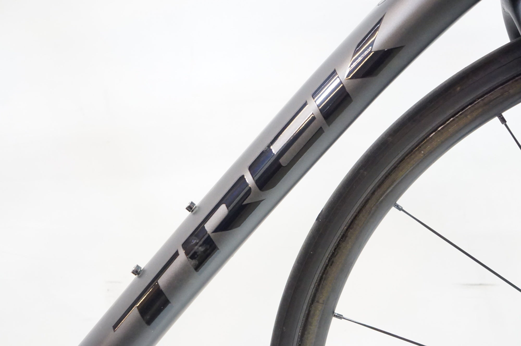 TREK 「トレック」 EMONDA SLR H2 2018年モデル ロードバイク / 熊谷本店