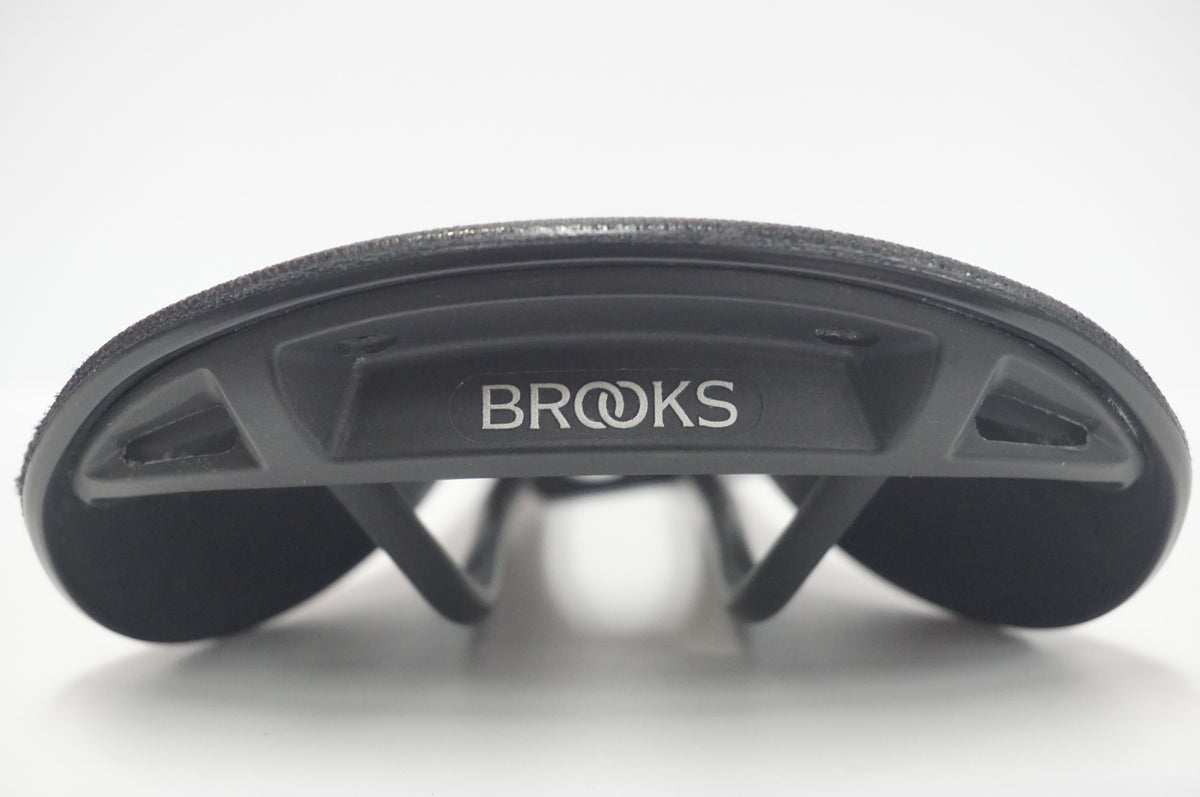 BROOKS 「ブルックス」 CAMBIUM C17 CARVED サドル / 福岡店