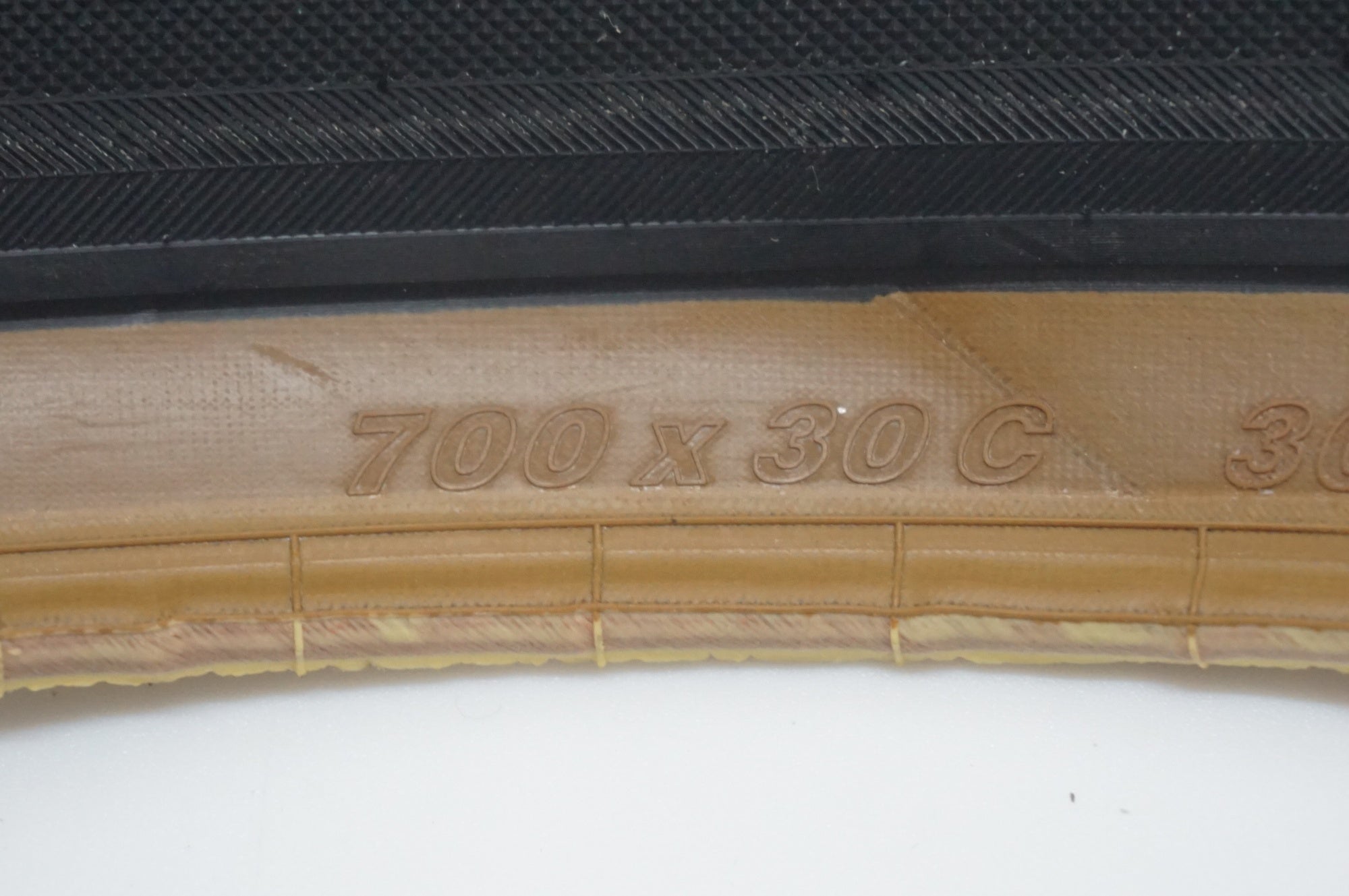 PANARACER 「パナレーサー」 GRAVELKING TLR 700×30C タイヤ / 福岡店