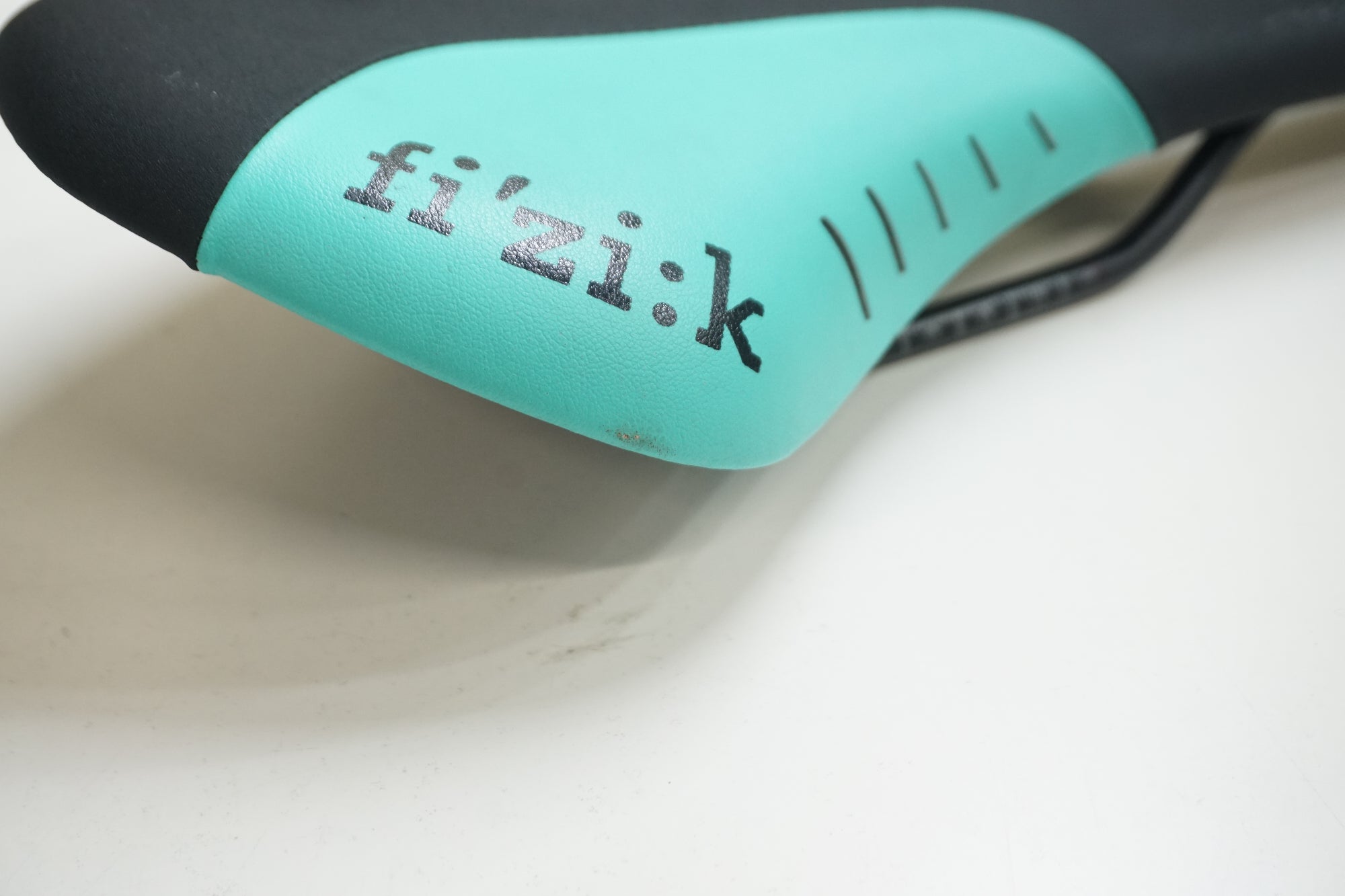 FIZIK 「フィジーク」 ANTARES サドル / 大宮店
