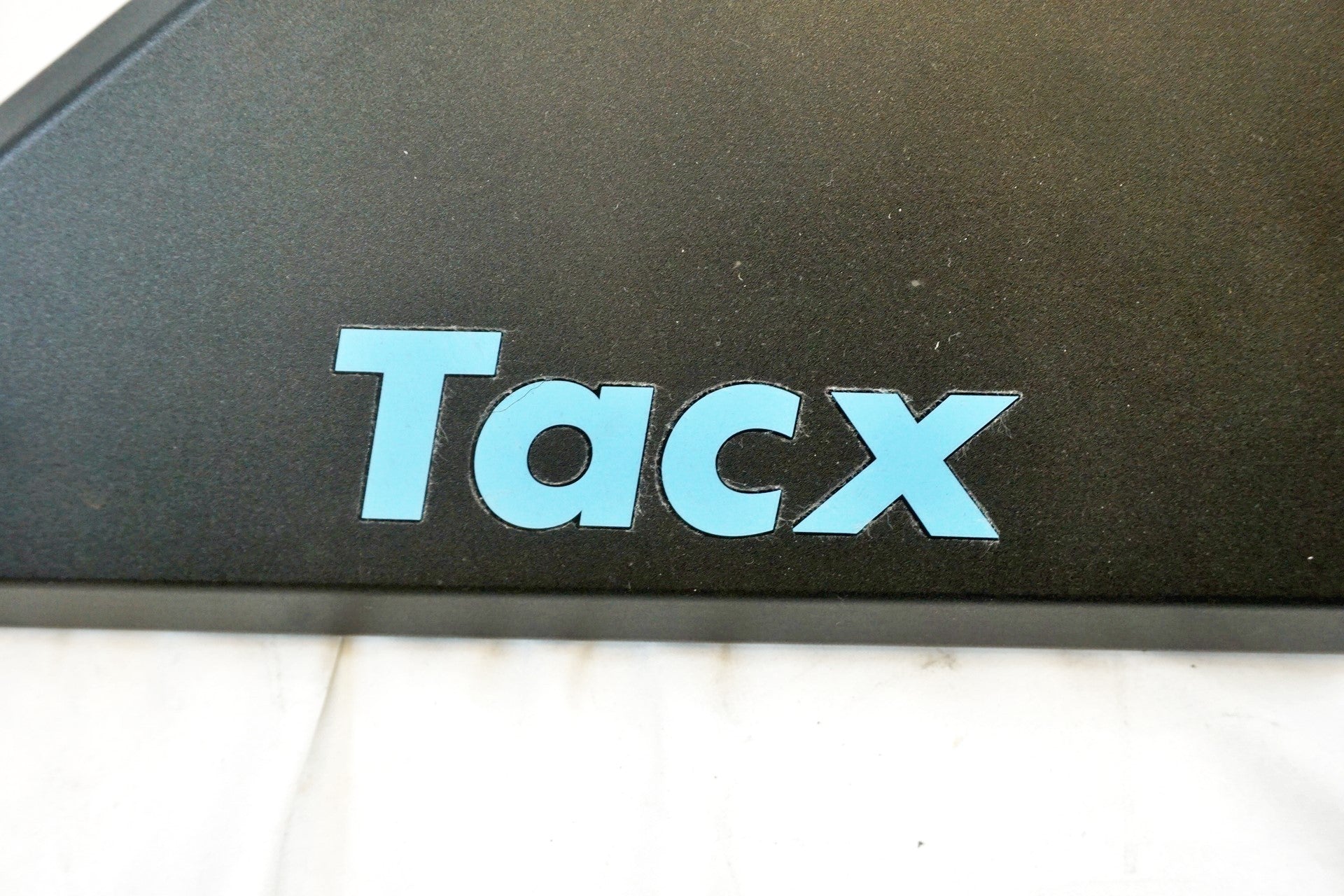 TACX 「タックス」 NEO 2T SMART スマートローラー / 有明ガーデン店