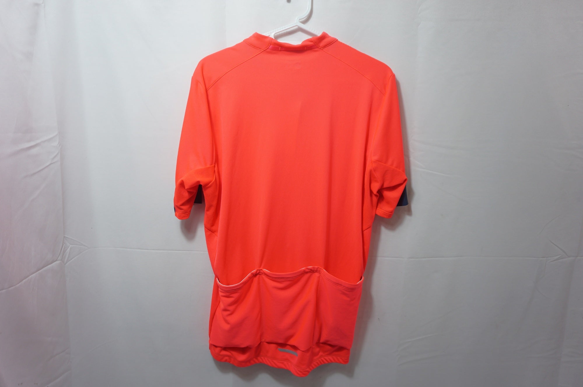 Bontrager Velocis Thermal 長袖ジャージ M 蛍光カラー Bontrager Velocis Thermal Long Sleeve Jersey Review - FeedTheHabit.com