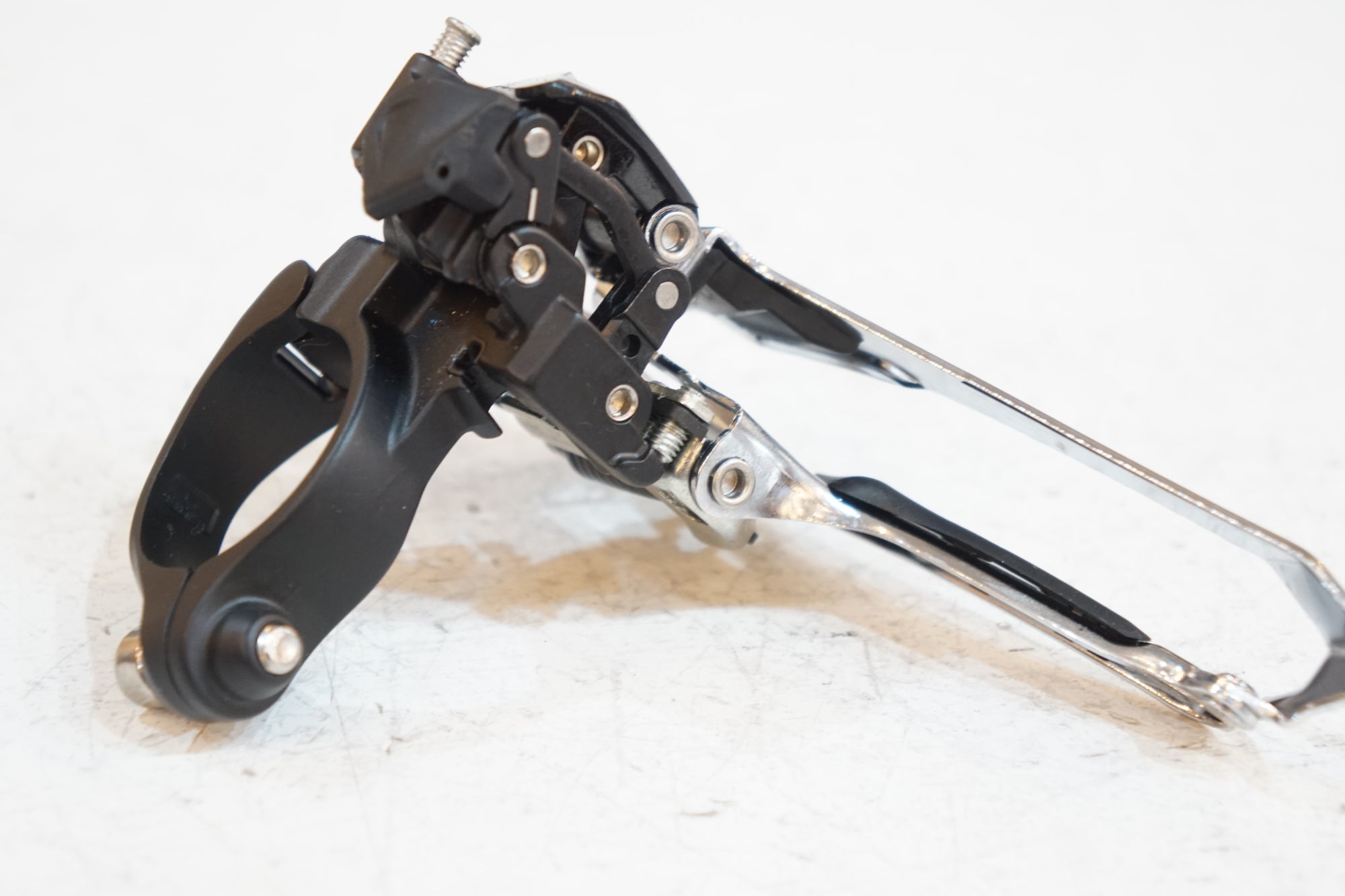 SHIMANO 「シマノ」 105 FD-R7000 フロントディレイラー / バイチャリ