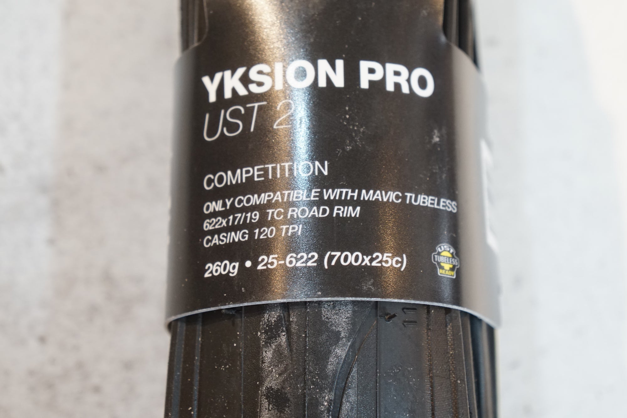 MAVIC 「マビック」 YKSION PRO UST 2 タイヤセット / バイチャリ浦和ベース