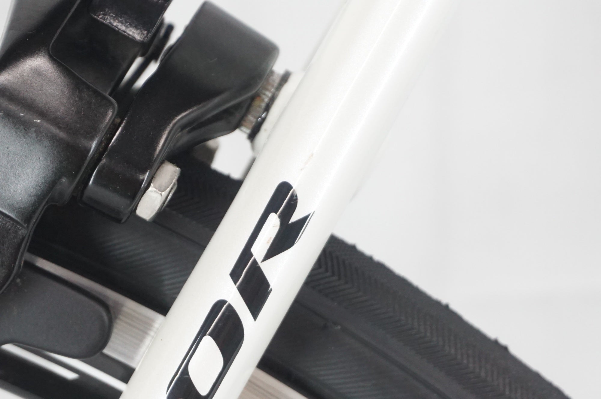 ANCHOR 「アンカー」 RS8 EPSE 105 2016年モデル ロードバイク / 阪急塚口店