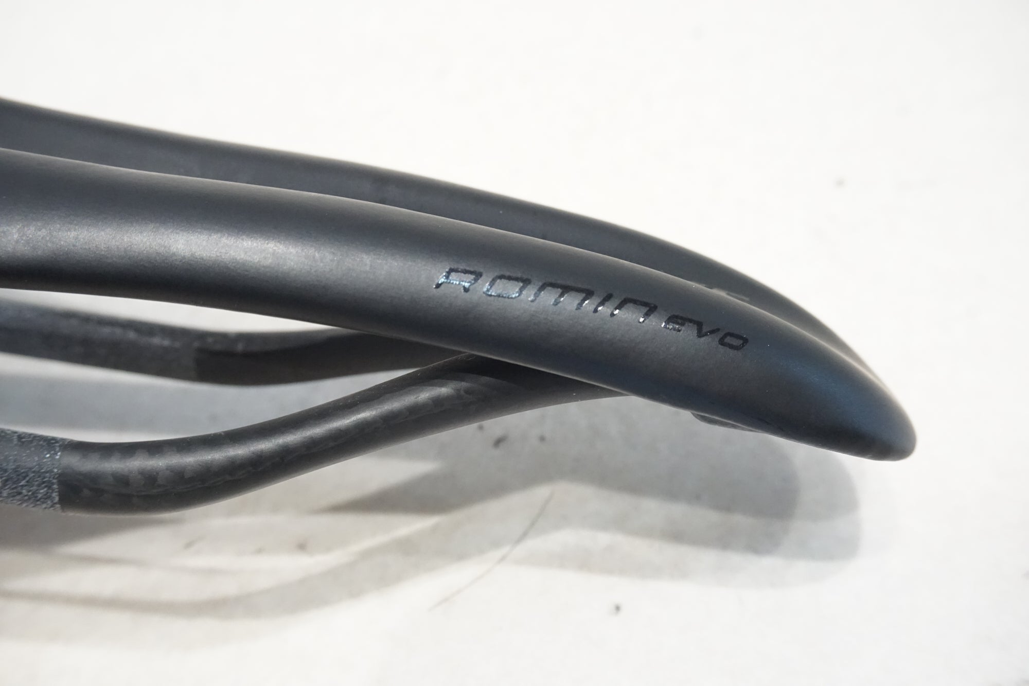 SPECIALIZED 「スペシャライズド」 S-WORKS ROMIN EVO カーボンレール サドル / 横浜戸塚店