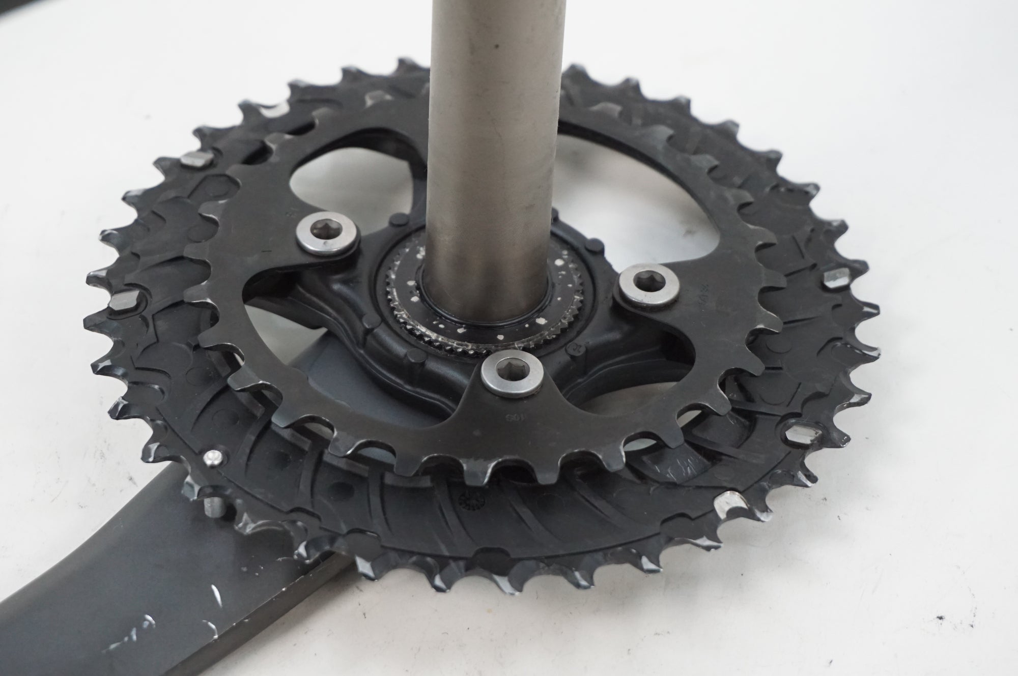 SHIMANO 「シマノ」 DEORE FC-M6000 38-28T 175mm クランクセット