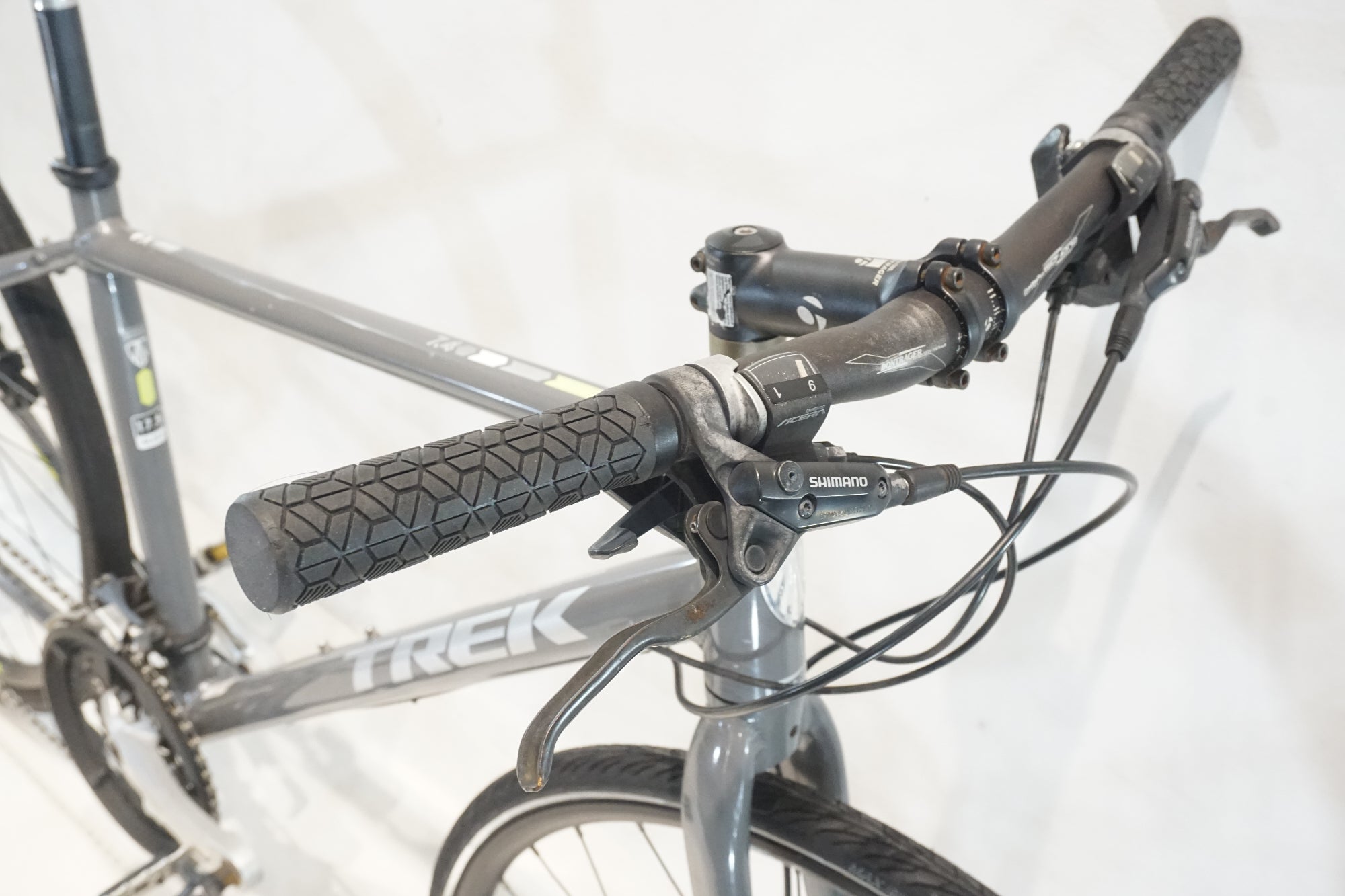 TREK 「トレック」 7.4FX DISC 2015年モデル クロスバイク / 横浜戸塚店