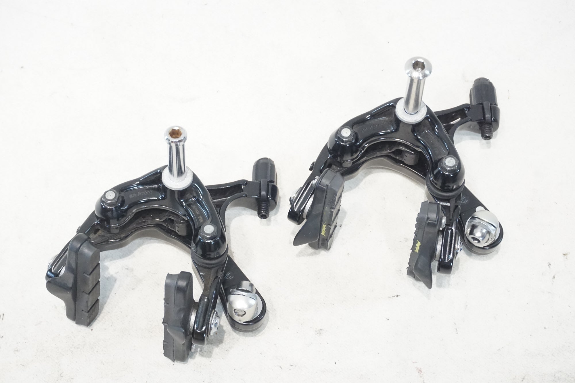 SHIMANO 「シマノ」 105 BR-R7000 キャリパーブレーキセット