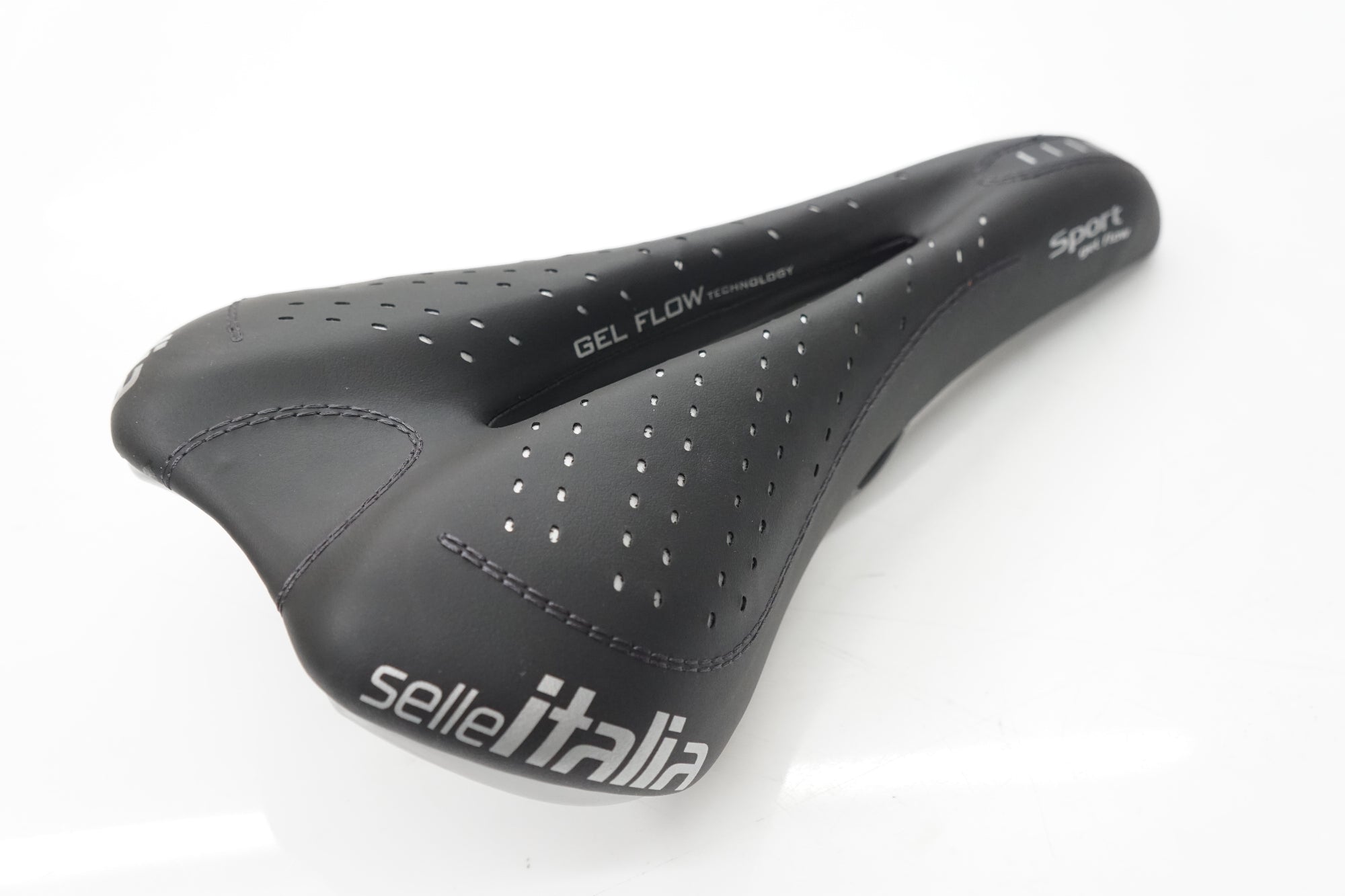 SELLE ITALIA 「セラ イタリア」 SPORT GEL FLOW サドル / バイチャリ浦和ベース