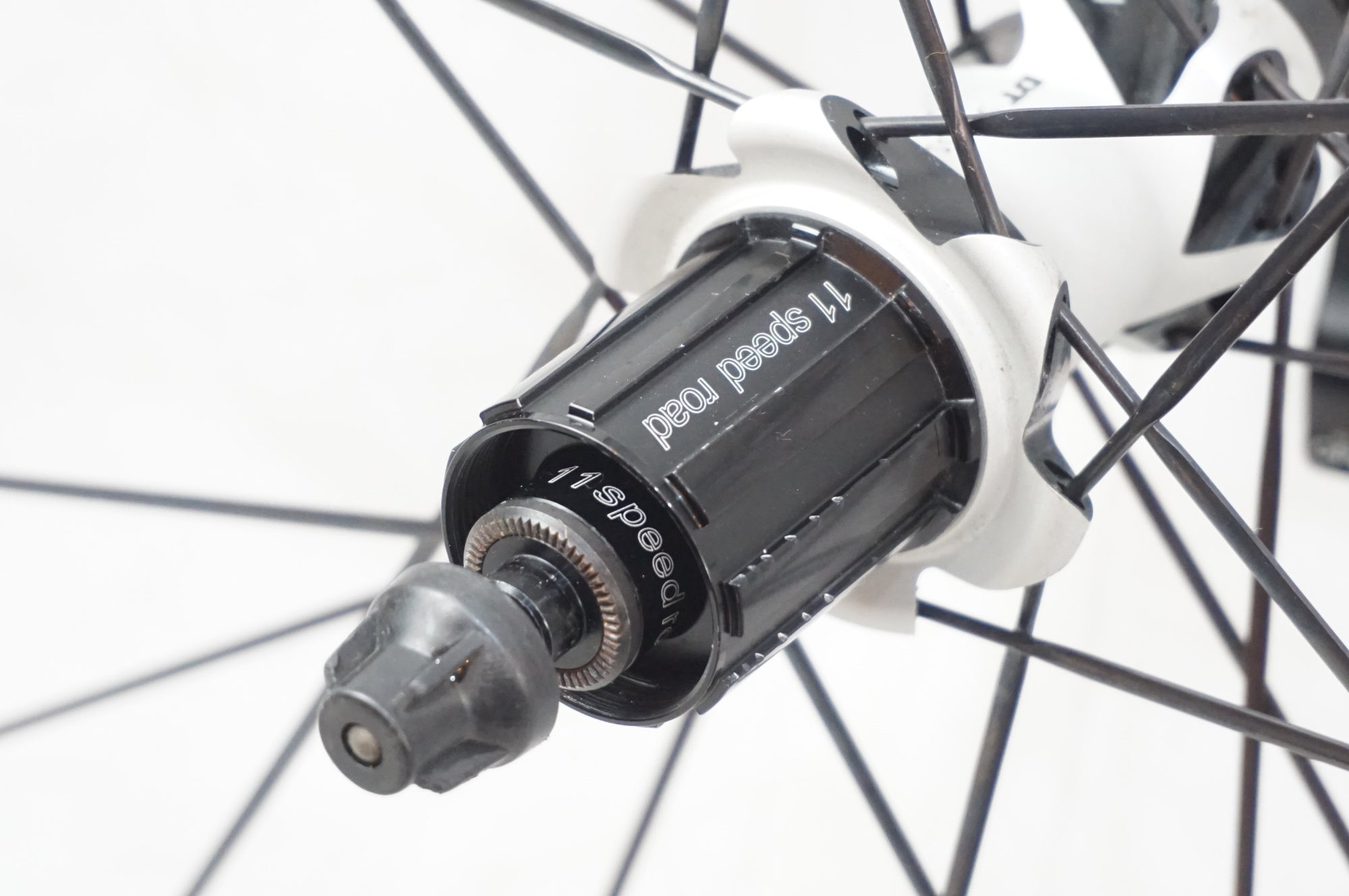 DT SWISS 「ディーティースイス」 PR1600 SPLINE シマノ11S ホイール