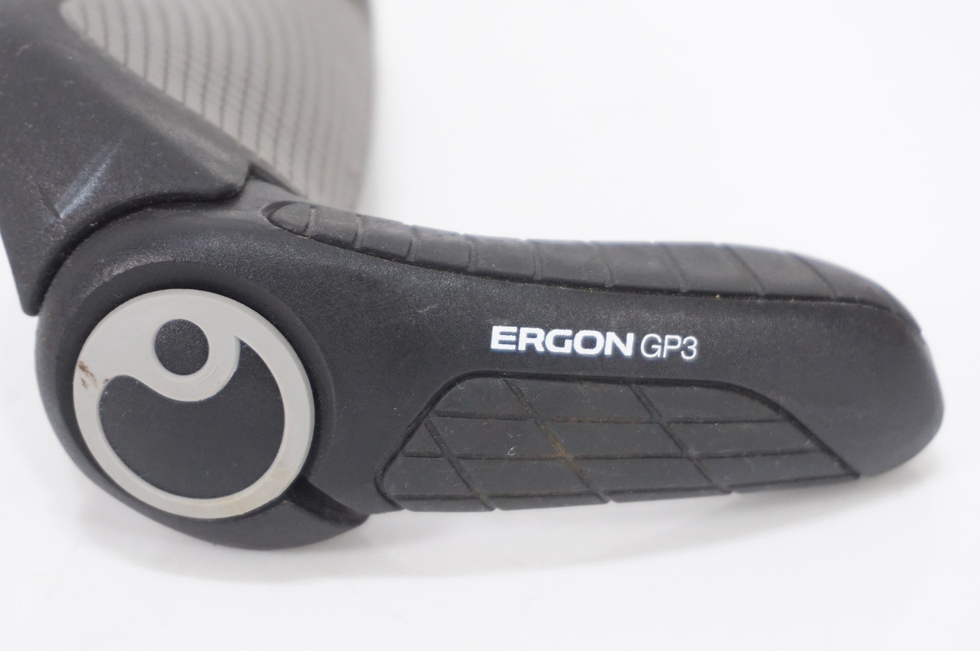 ERGON 「エルゴン」 GP3 グリップ / AKIBA店
