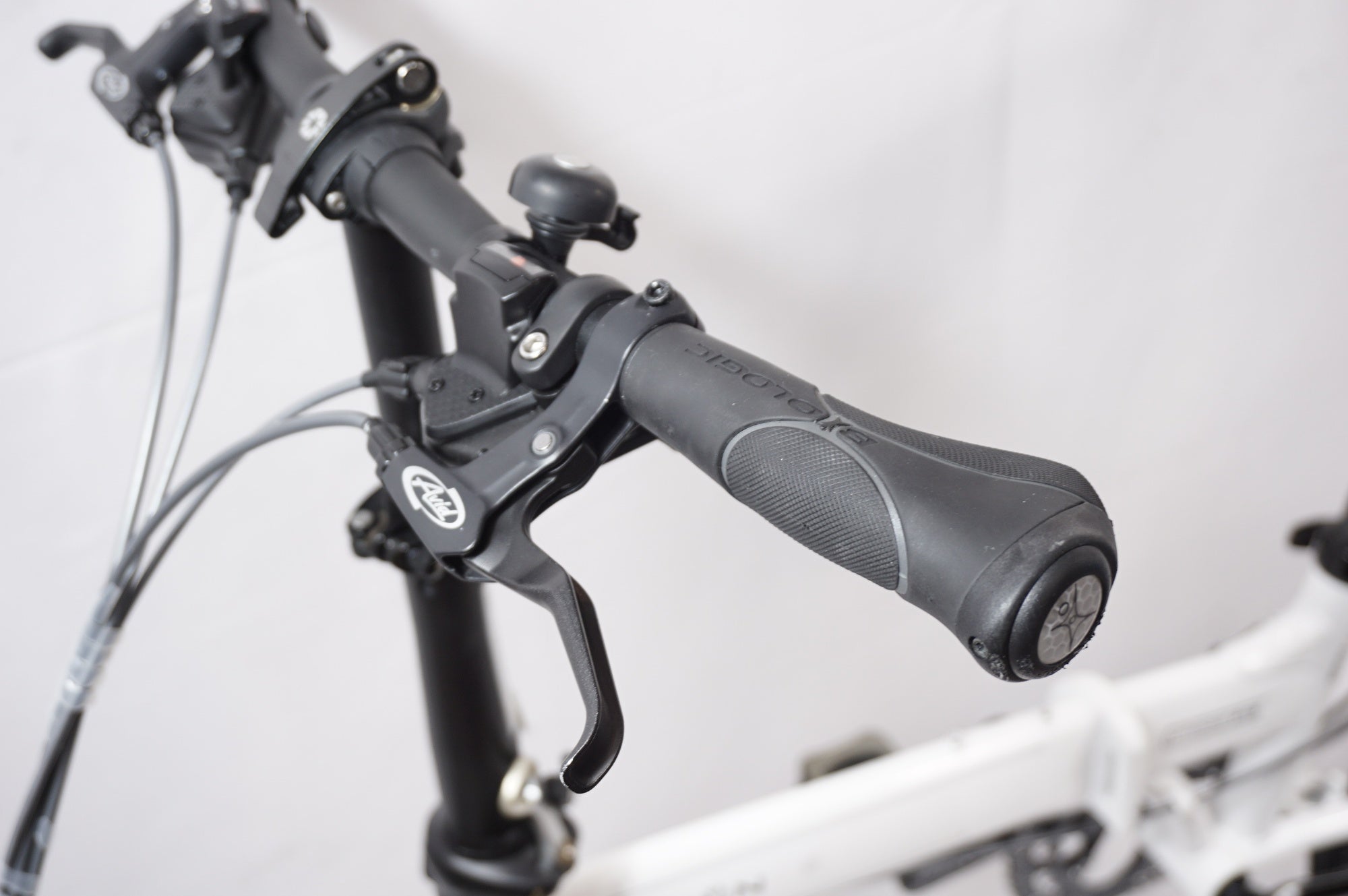 DAHON 「ダホン」 VITESSE P18 2015年モデル 20インチ 折り畳み自転車 / 世田谷店