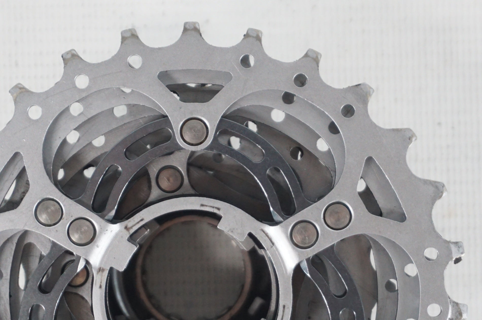 CAMPAGNOLO 「カンパニョーロ」 CHORUS 12-27T 11S スプロケット