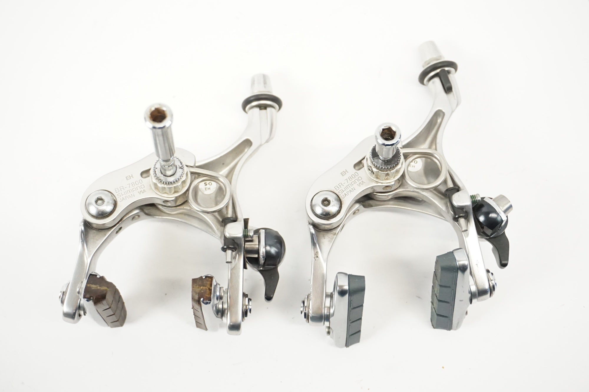 SHIMANO シマノ BR-7800ブレーキキャリパー 前後セット