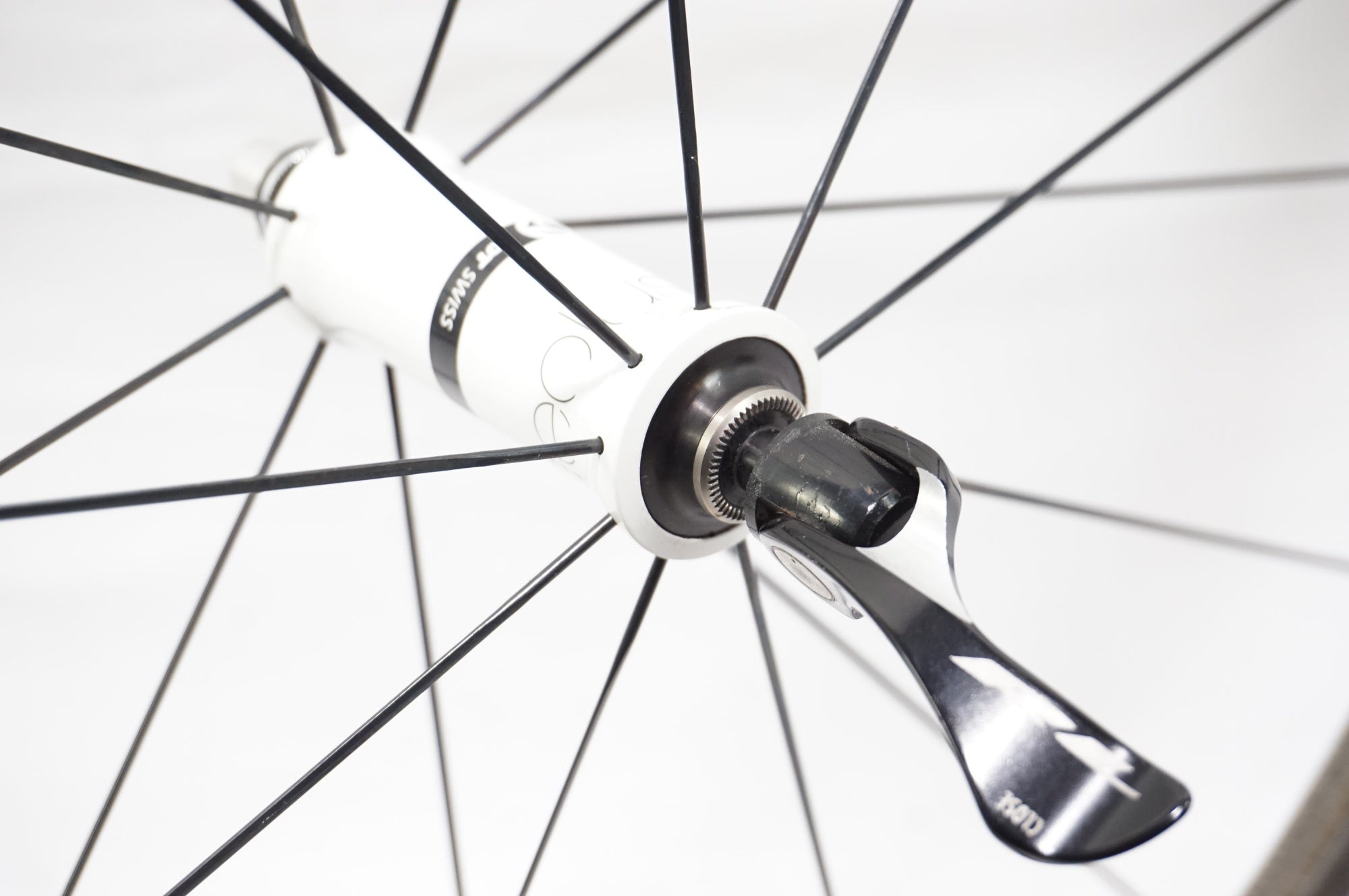BONTRAGER 「ボントレガー」 AEOLUS 3 D3 シマノ11速 ホイールセット / 中目黒店