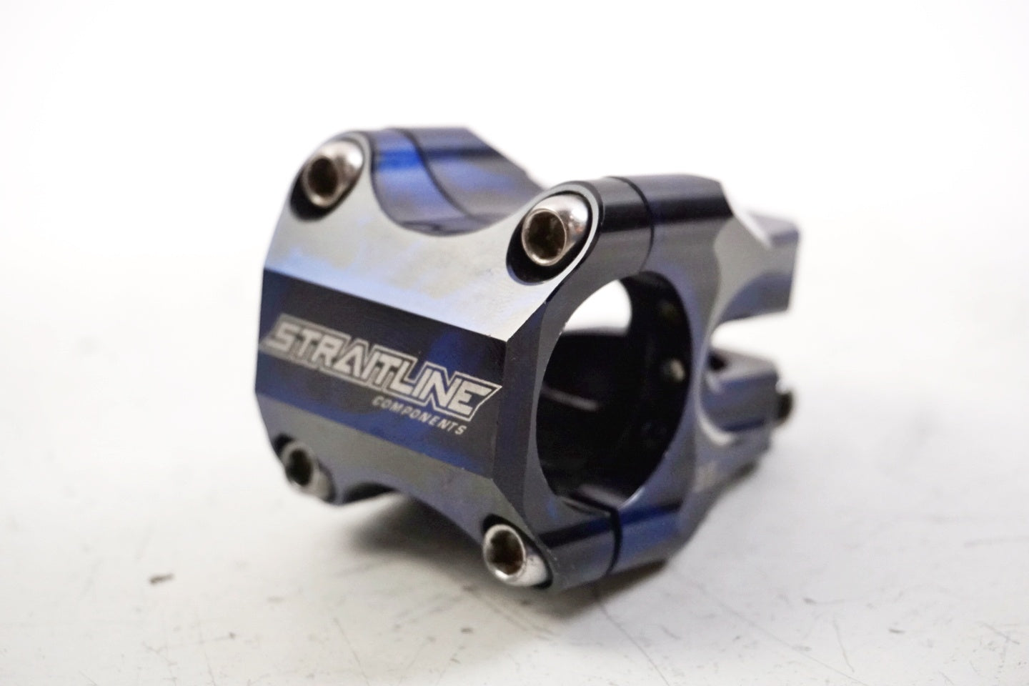 STRAITLINE 「ストレートライン」 PINCH CLAMP φ31.8 35mm ステム / 中目黒店