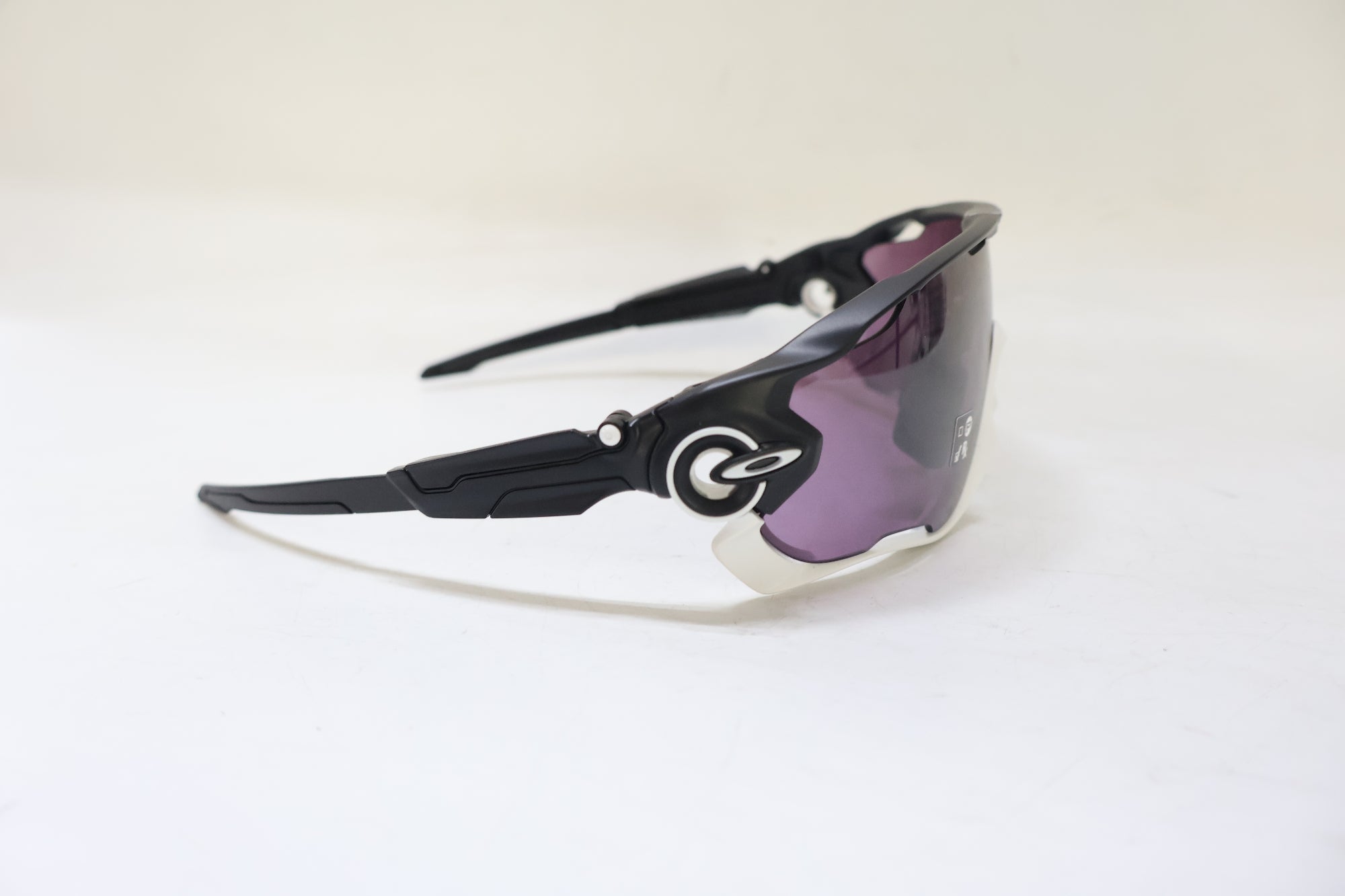 OAKLEY 「オークリー」 JAWBREAKER アイウェア / 高知店