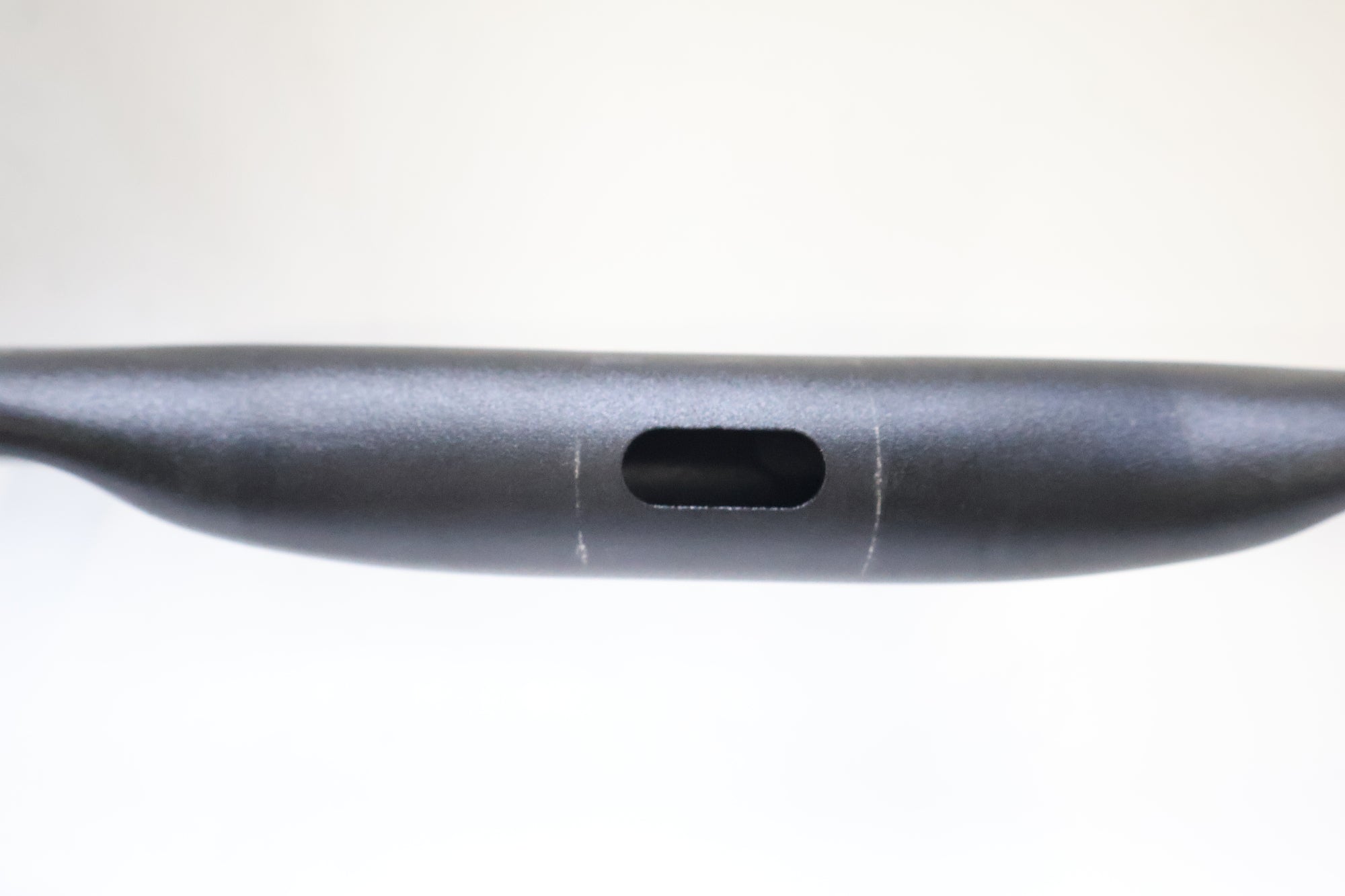 VISION 「ヴィジョン」 TRIMAX AERO φ31.8 400mm ハンドル / 高知店