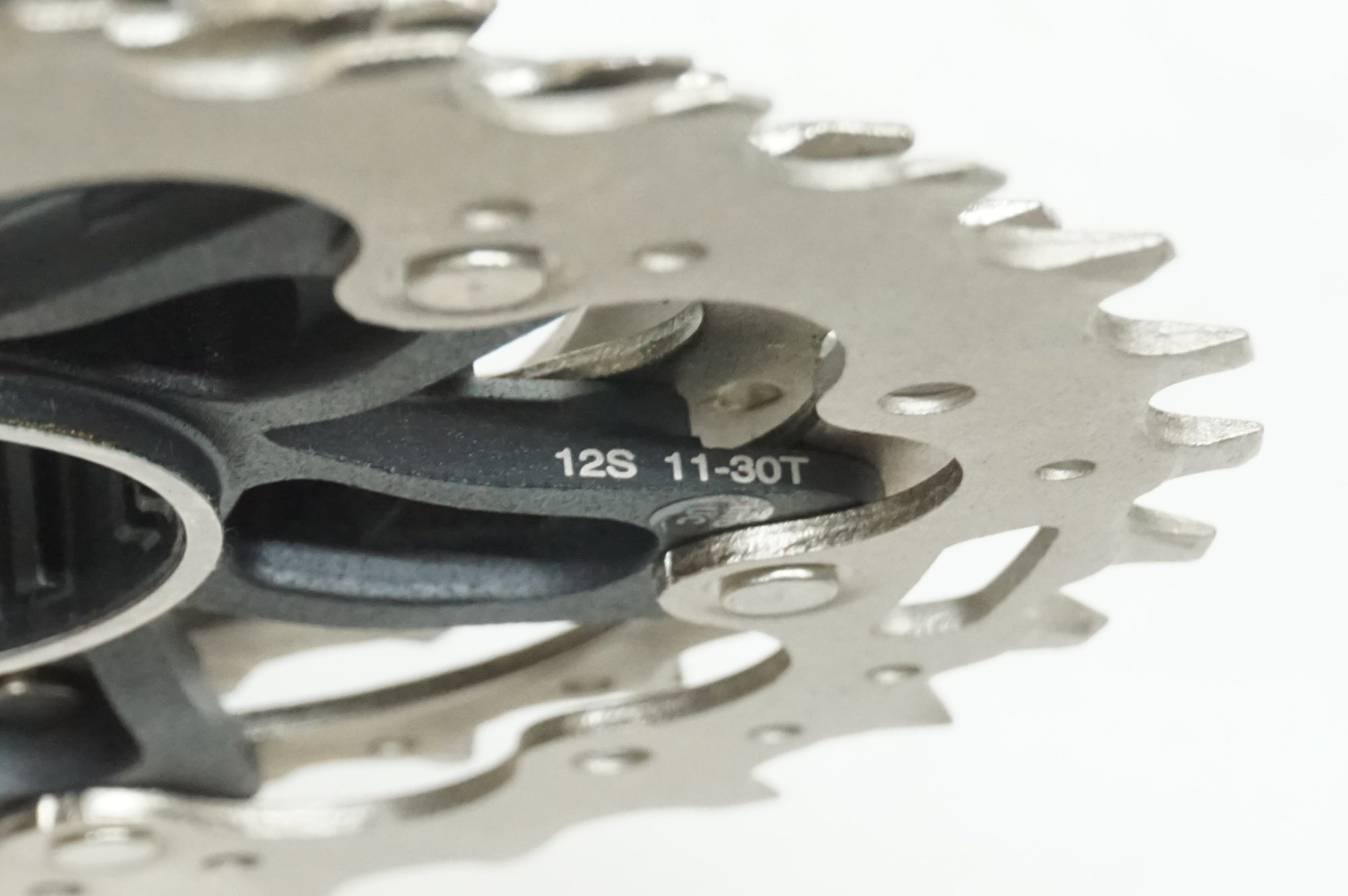 SHIMANO 「シマノ」 ULTEGRA CS-R8100 11-30T スプロケット / 大宮店