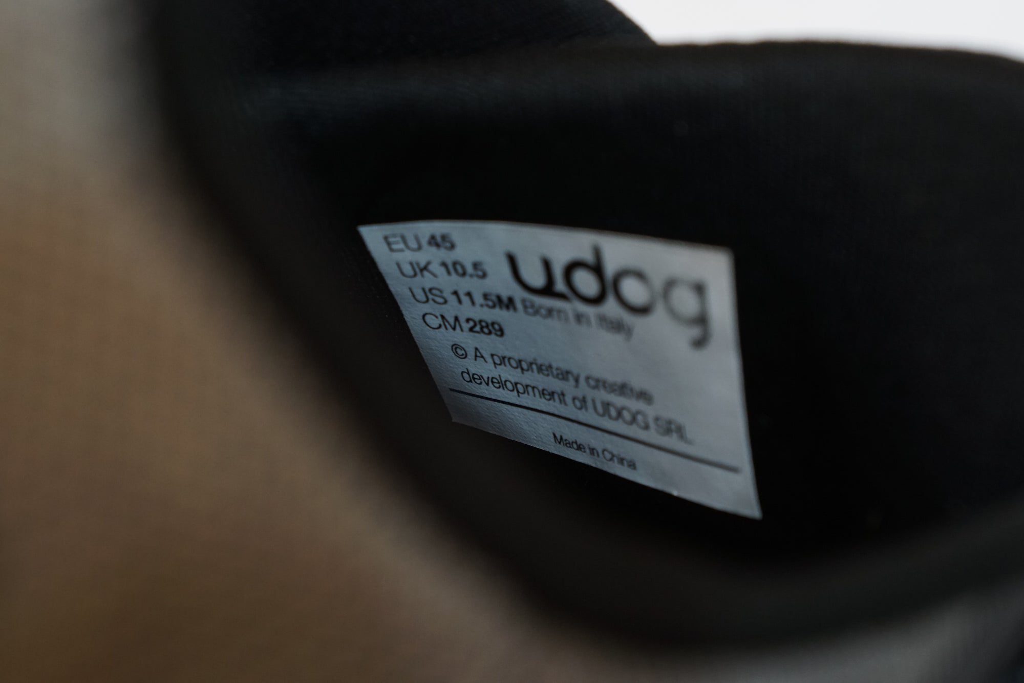 UDOG 「ユードッグ」 DISTANZA Ash Grey 28.9cmシューズ / バイチャリ浦和ベース