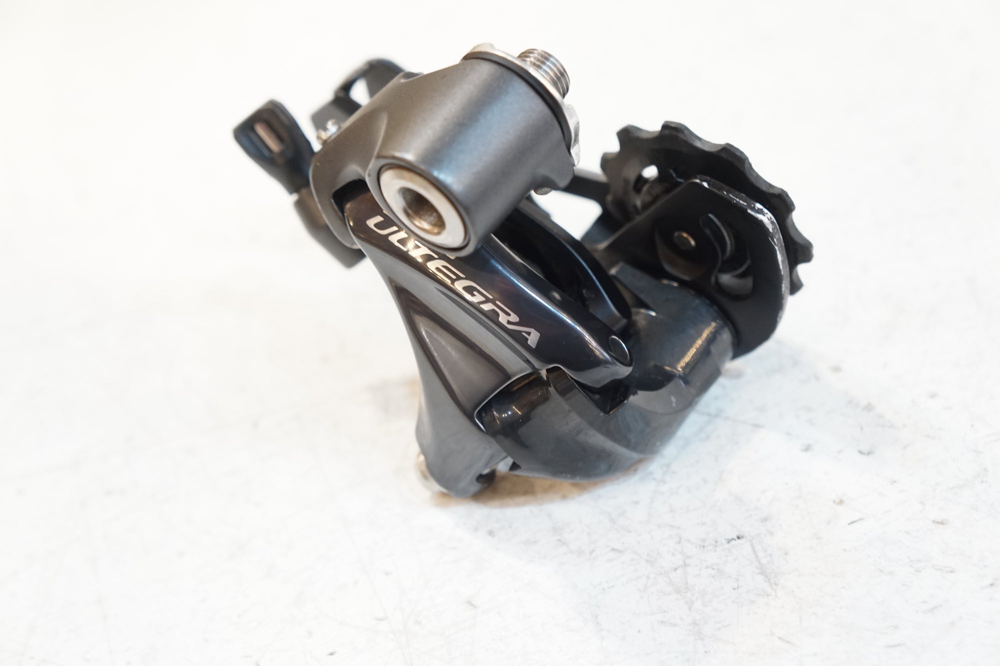 期間限定値下げ　シマノ ULTEGRA シフター・ディレイラーセットR6800 シマノ ULTEGRA シフター・ディレイラーセットR6800 シマノ ULTEGRA