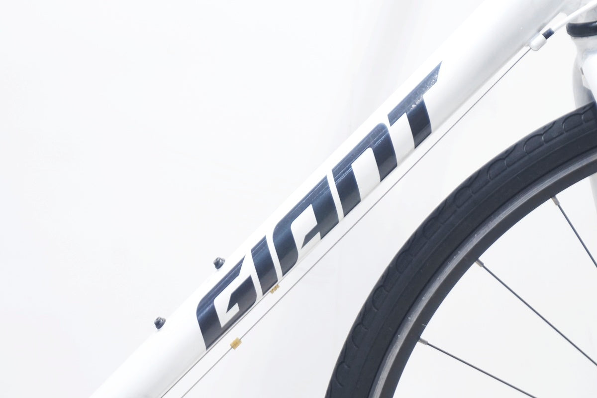 GIANT 「ジャイアント」 ESCAPE R3 2024年モデル クロスバイク / 大阪門真店