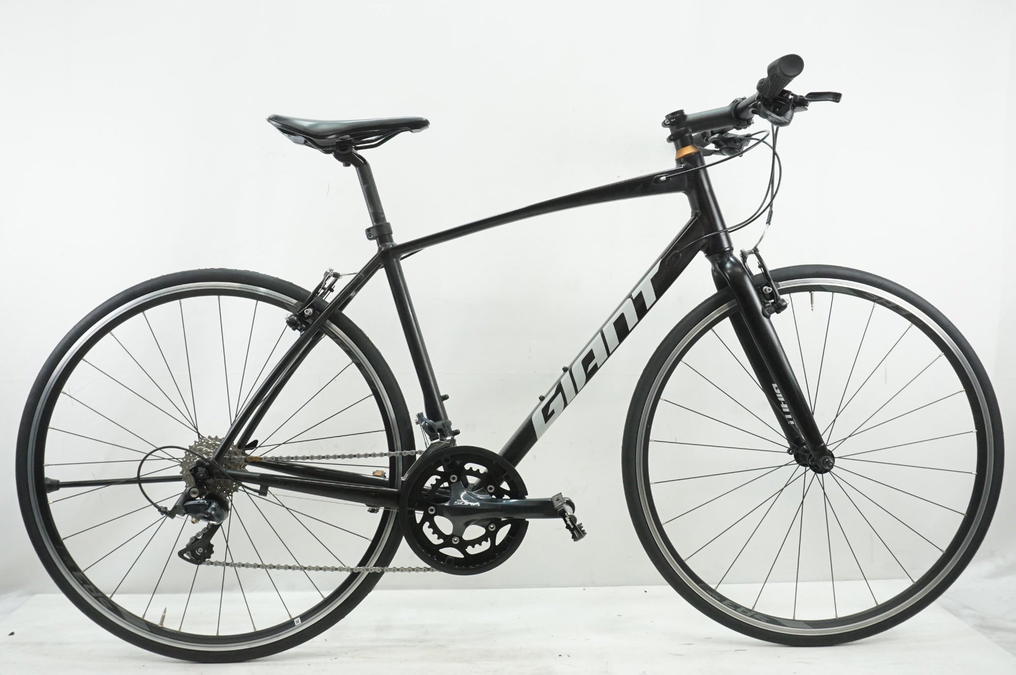 GIANT 「ジャイアント」 ESCAPE RX3 2021年モデル カスタム クロスバイク / 大宮店