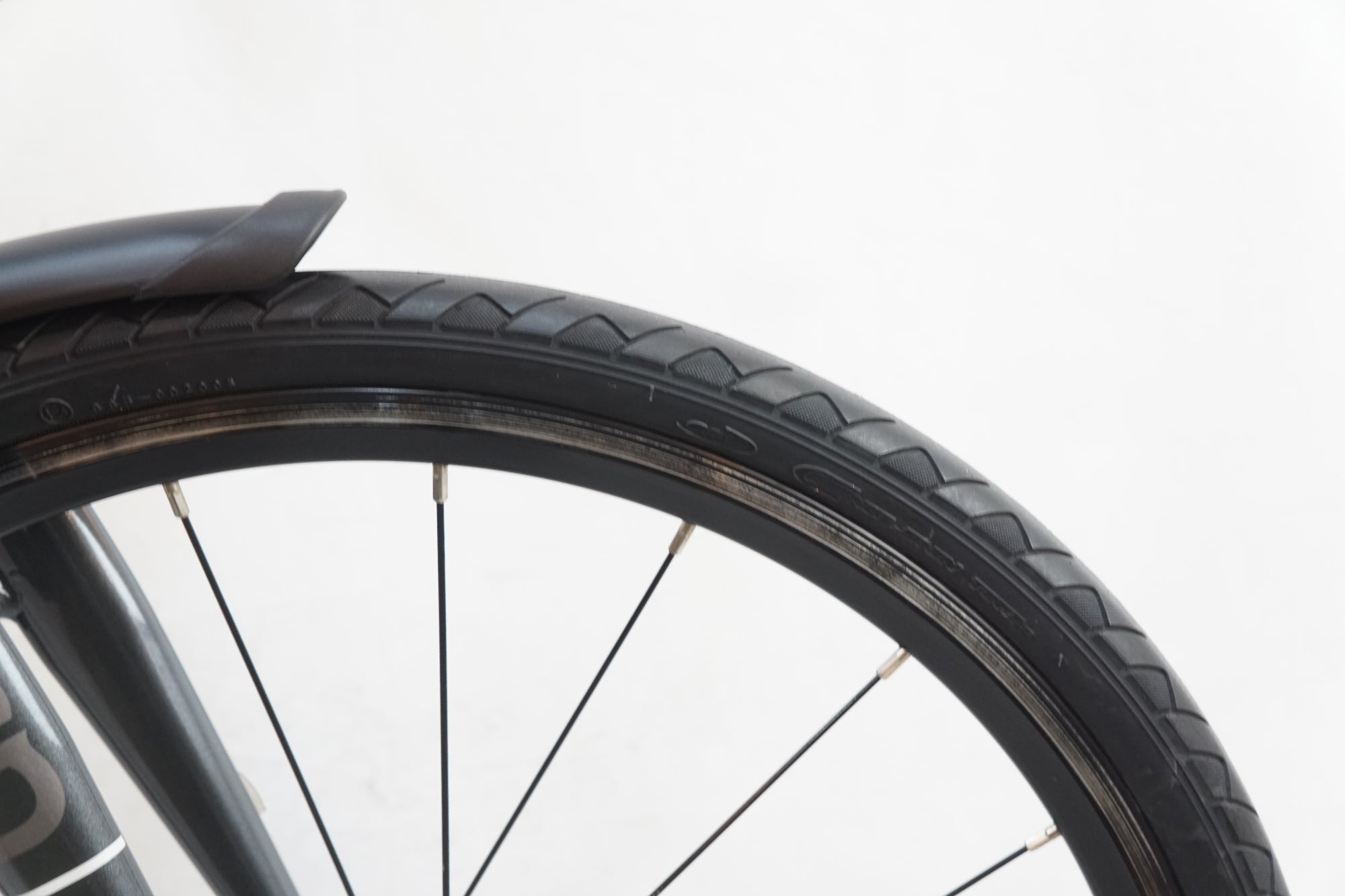 TERN 「ターン」 VERGE D9 2018年モデル 20インチ 折り畳み自転車 / バイチャリ浦和ベース