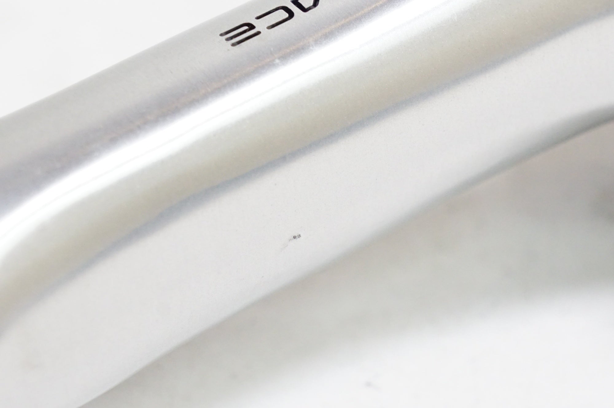 SHIMANO 「シマノ」 DURA ACE SP-7400 φ27.0 200mm シートポスト / 熊谷本店