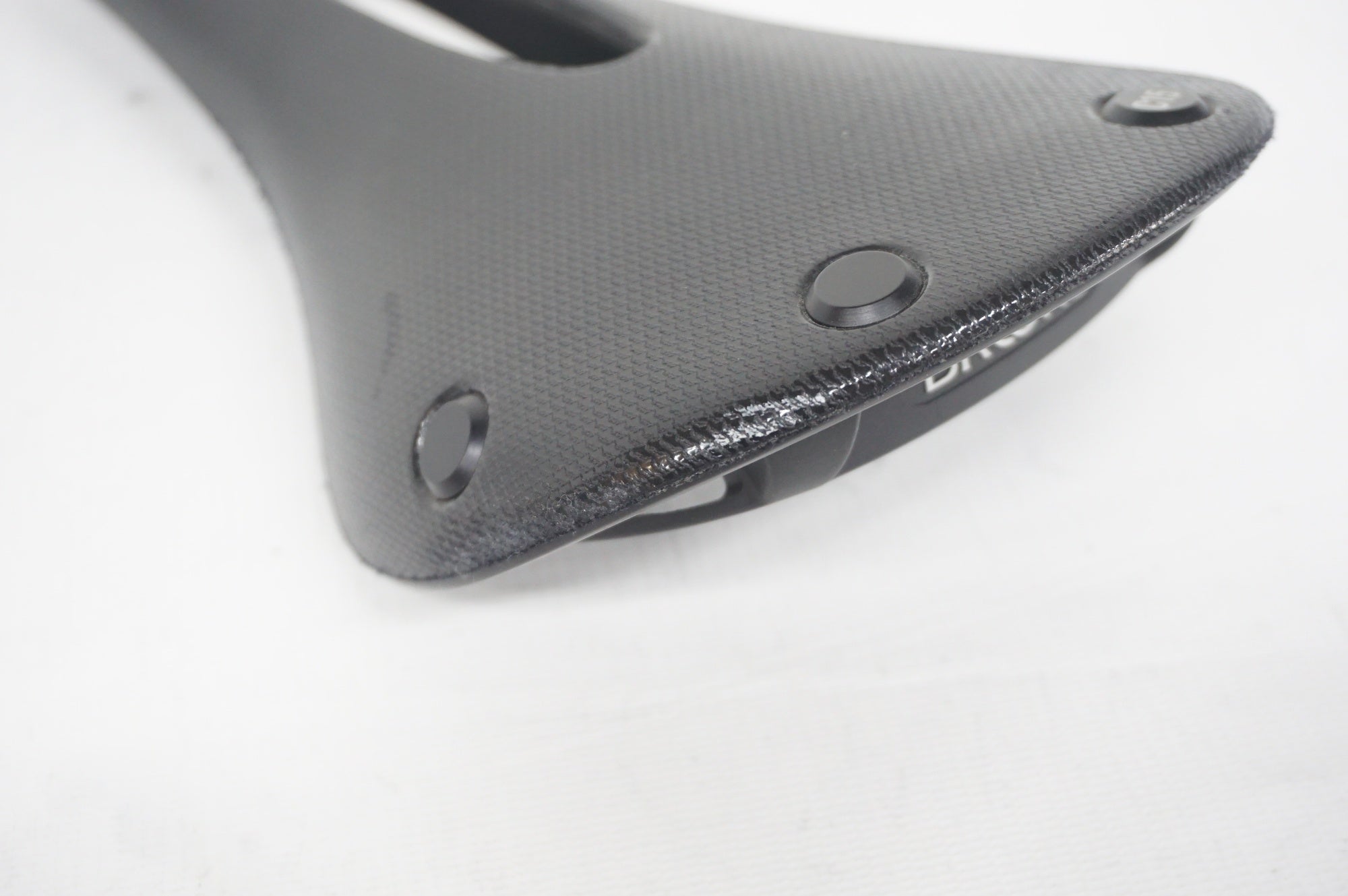 BROOKS 「ブルックス」 CAMBIUM C15 CARVED サドル / 阪急塚口店