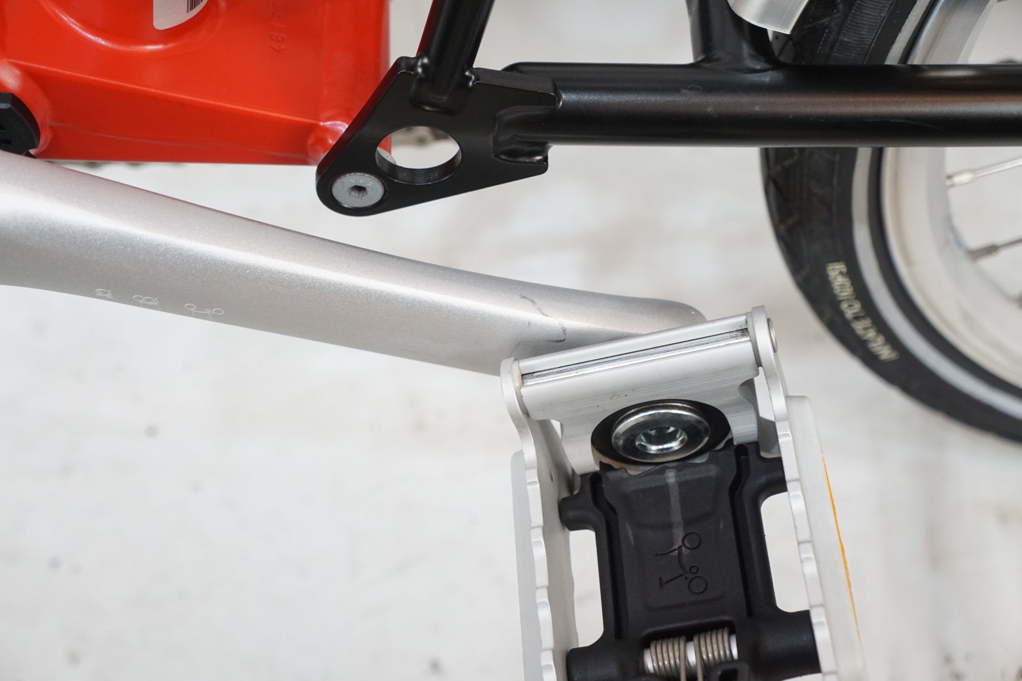 BROMPTON 「ブロンプトン」 M3L 2015年モデル 16インチ 折り畳み自転車 