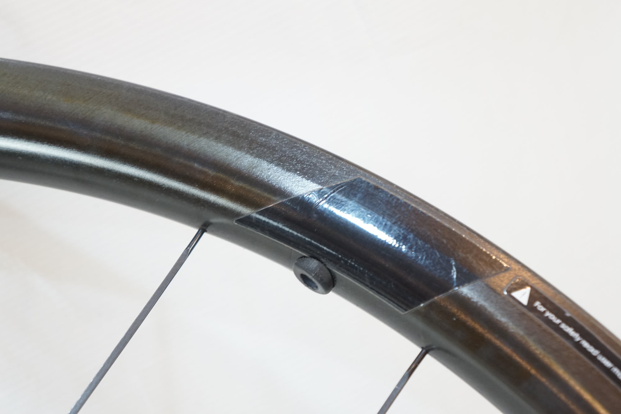 3T 「スリーティー」 DISCUS C35 TEAM STEALTH シマノ11速 ホイールセット / バイチャリ浦和ベース