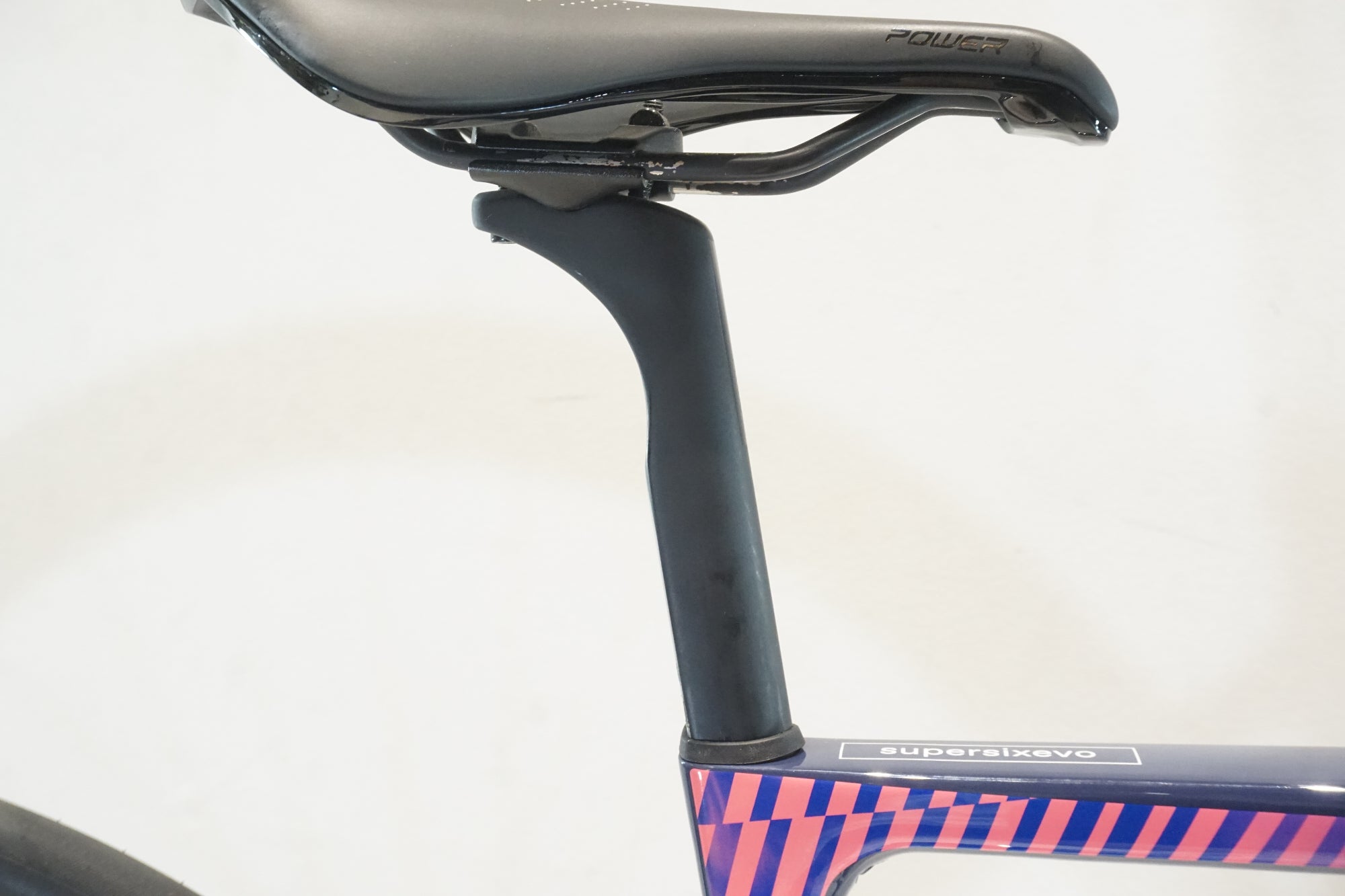 CANNONDALE 「キャノンデール」 SUPERSIX EVO CARBON HI-MOD DISC 2021
