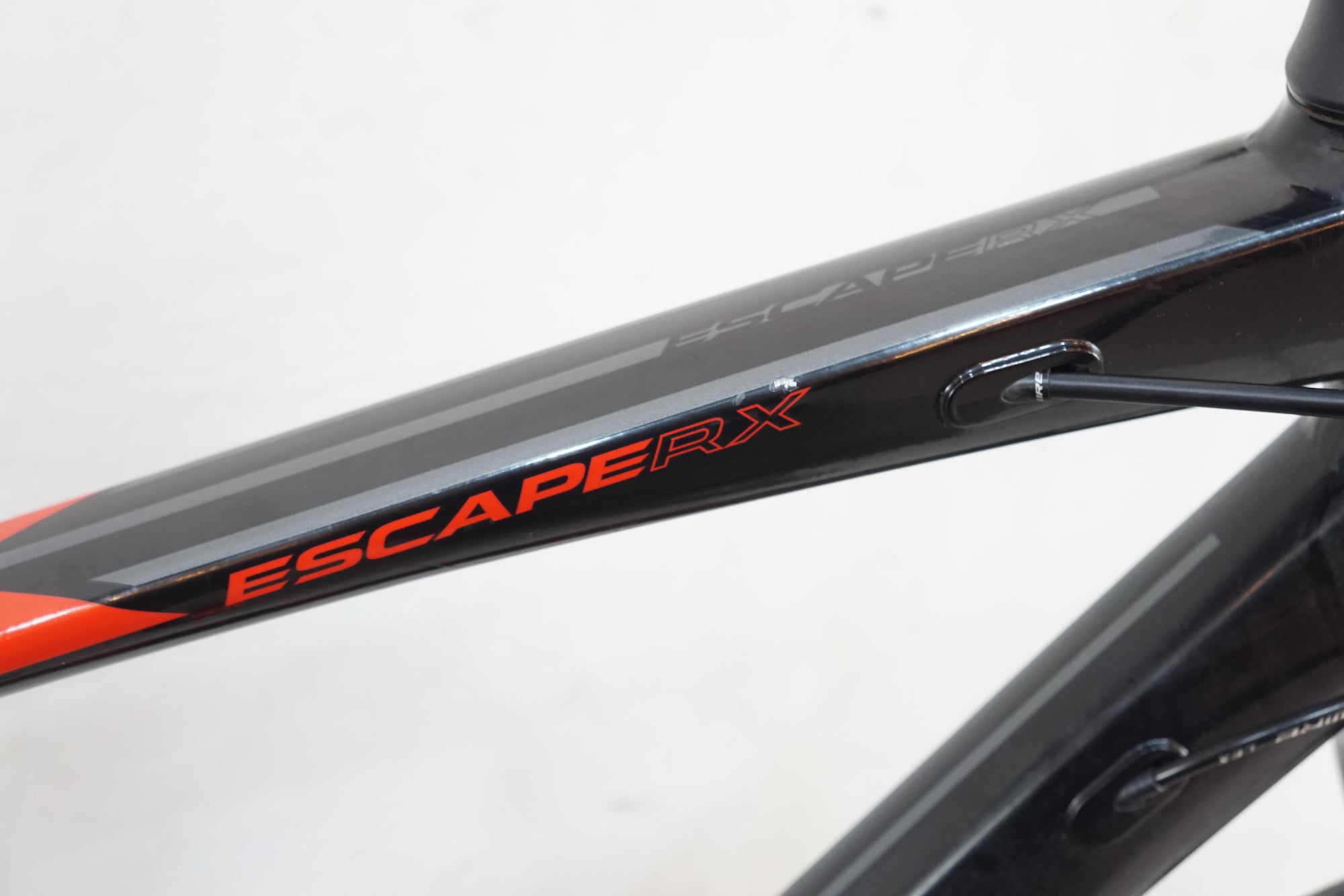 GIANT 「ジャイアント」 ESCAPE RX3 2018年モデル クロスバイク / バイチャリ浦和ベース