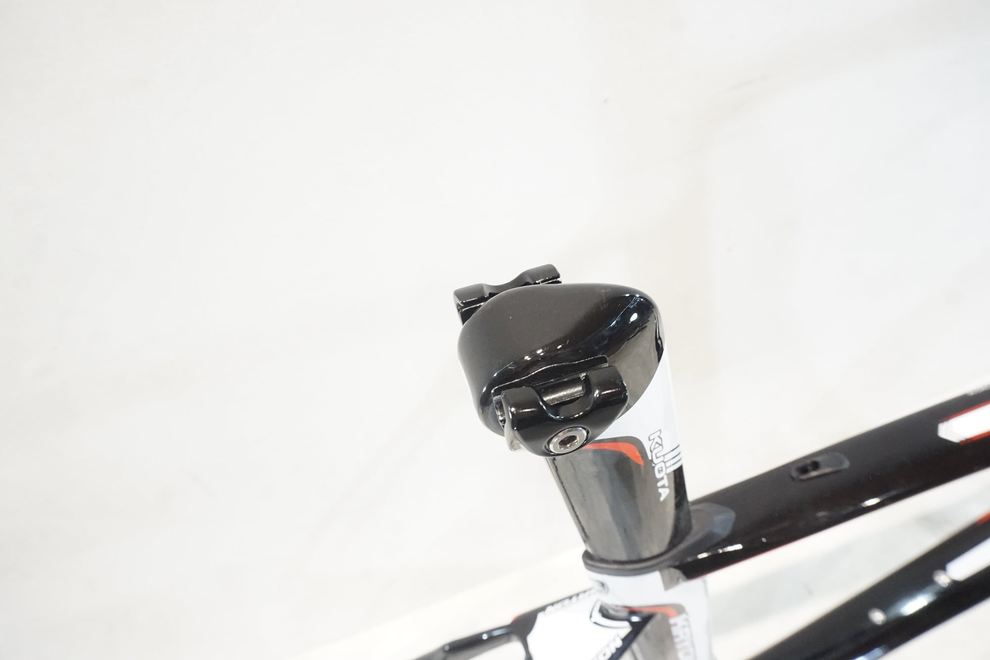 KUOTA 「クオータ」 KRYON 2016年モデル フレームセット / 横浜
