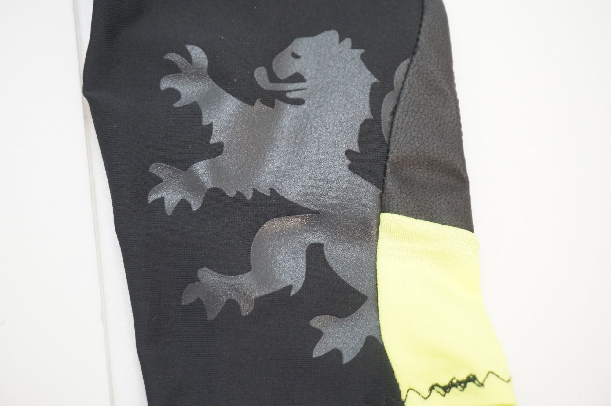 KAPELMUUR 「カペルミュール」 サイズM グローブ / 福岡アイランドシティ店