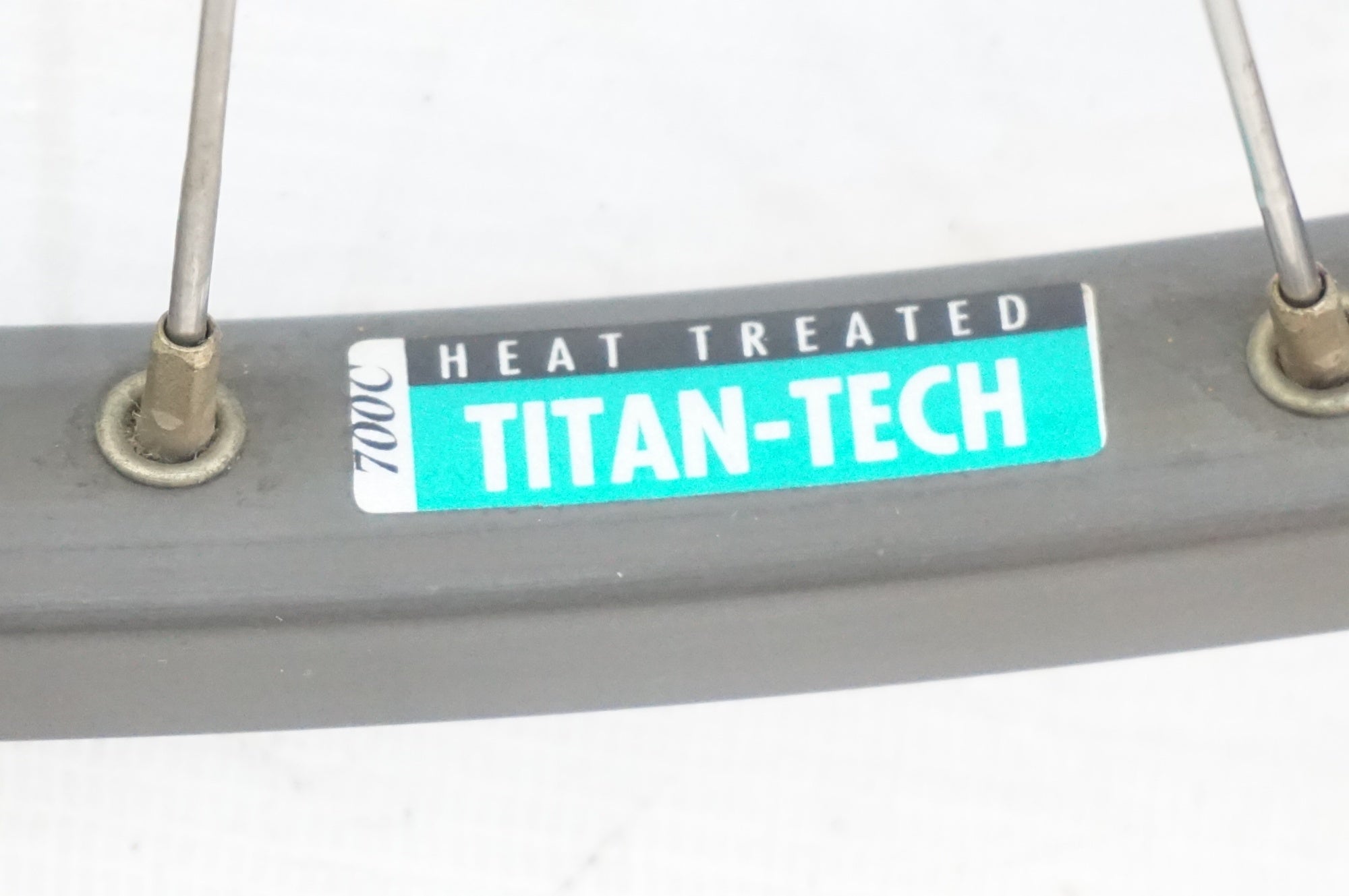 MATRIX 「マトリックス」 TITAN TECH リム SHIMANO 600 ULTEGRA 6400/6402 ハブ SHIMANO 8-10S ホイールセット / 浦和ベース
