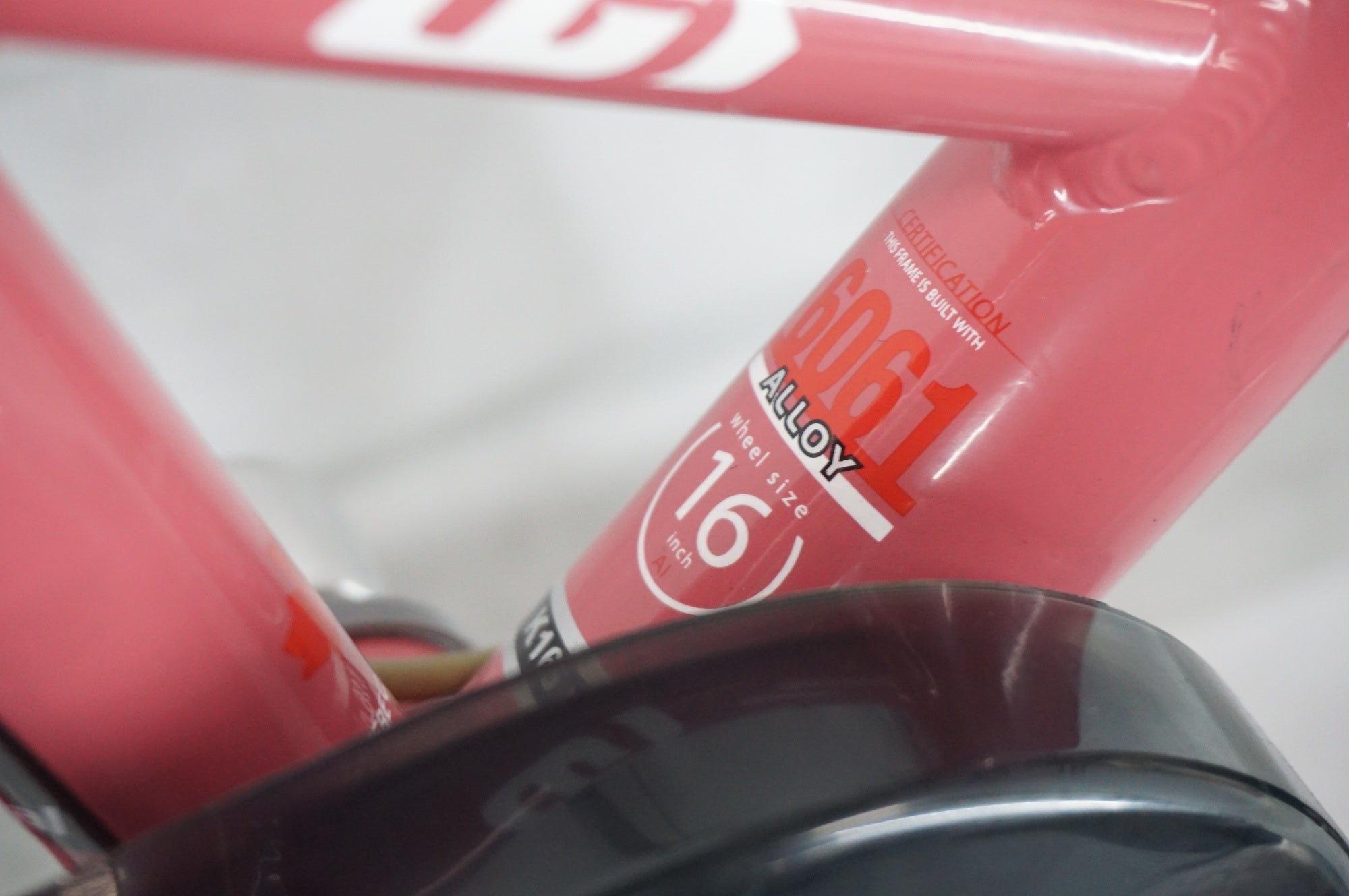 LOUIS GARNEAU 「ルイガノ」 LGS-K16 Lite 2024年モデル 16インチ