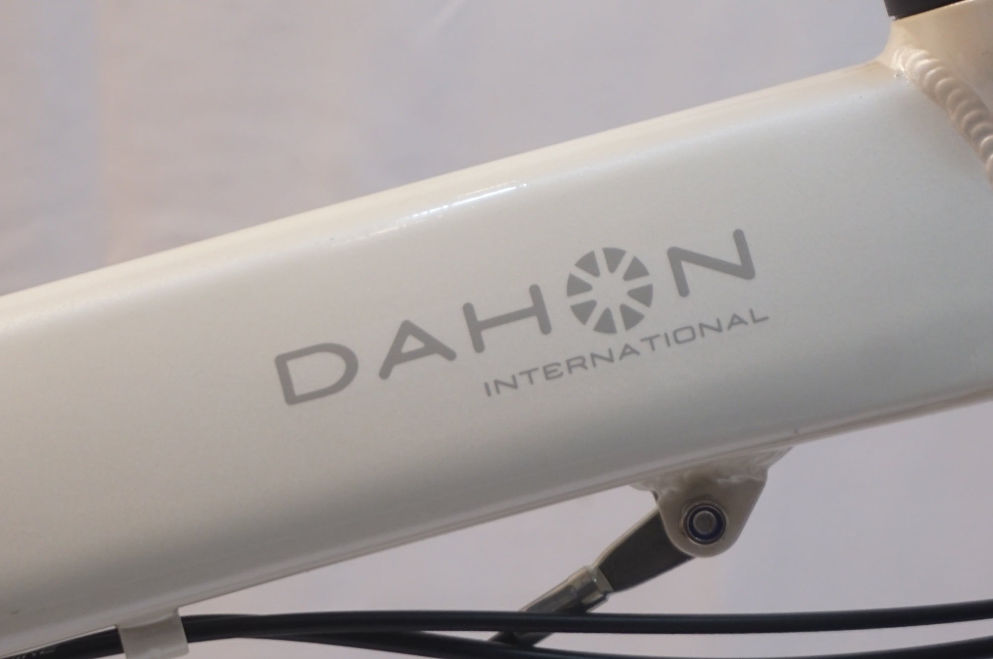 DAHON 「ダホン」 HIT D6 2023年モデル 折り畳み自転車 / 世田谷店