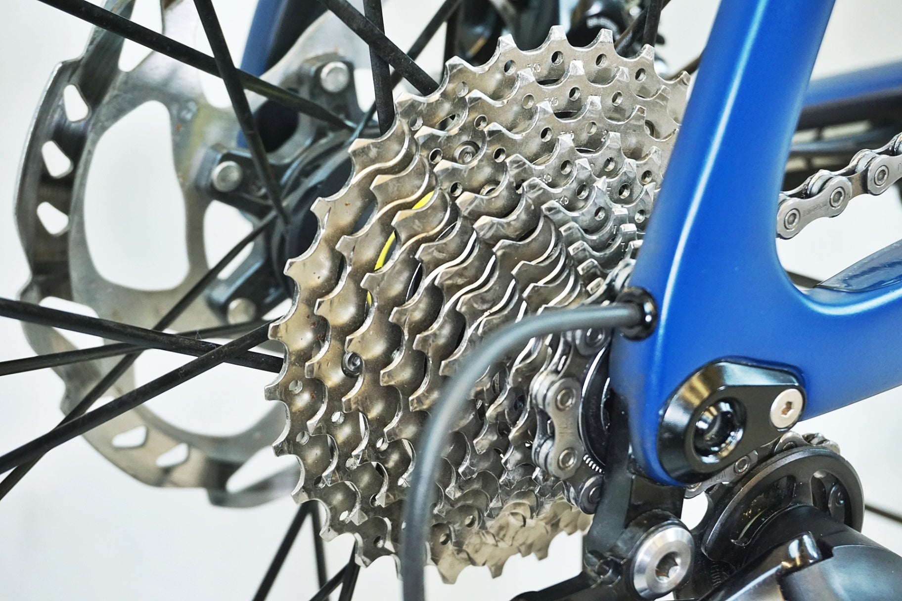 PINARELLO 「ピナレロ」 PRINCE DISK 105 2022-2023年モデル カスタム ロードバイク / 有明ガーデン店