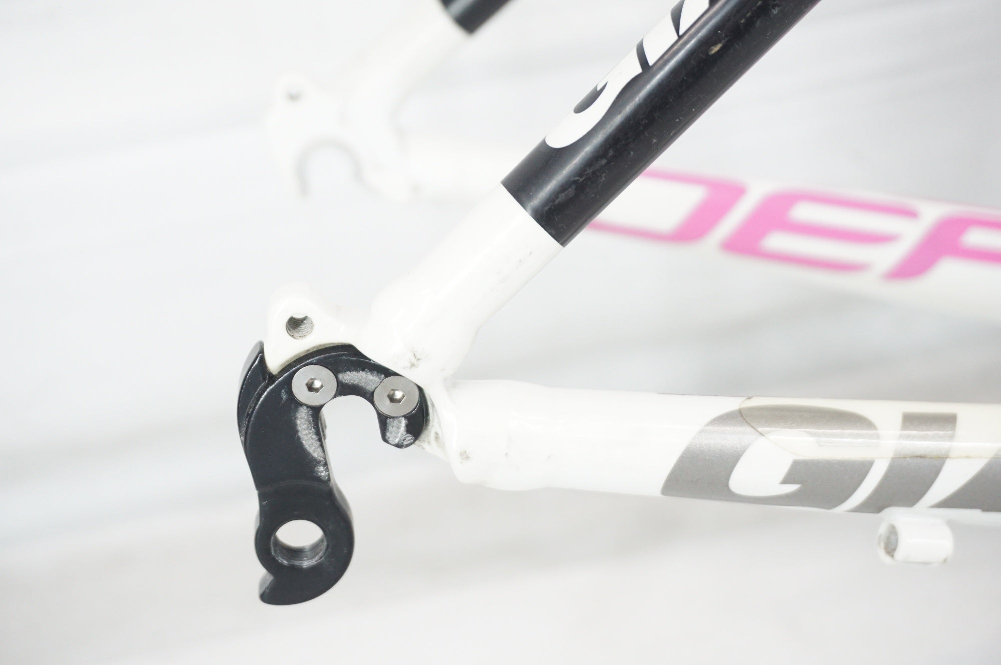 GIANT 「ジャイアント」 DEFY 3 2010年モデル フレームセット / 阪急