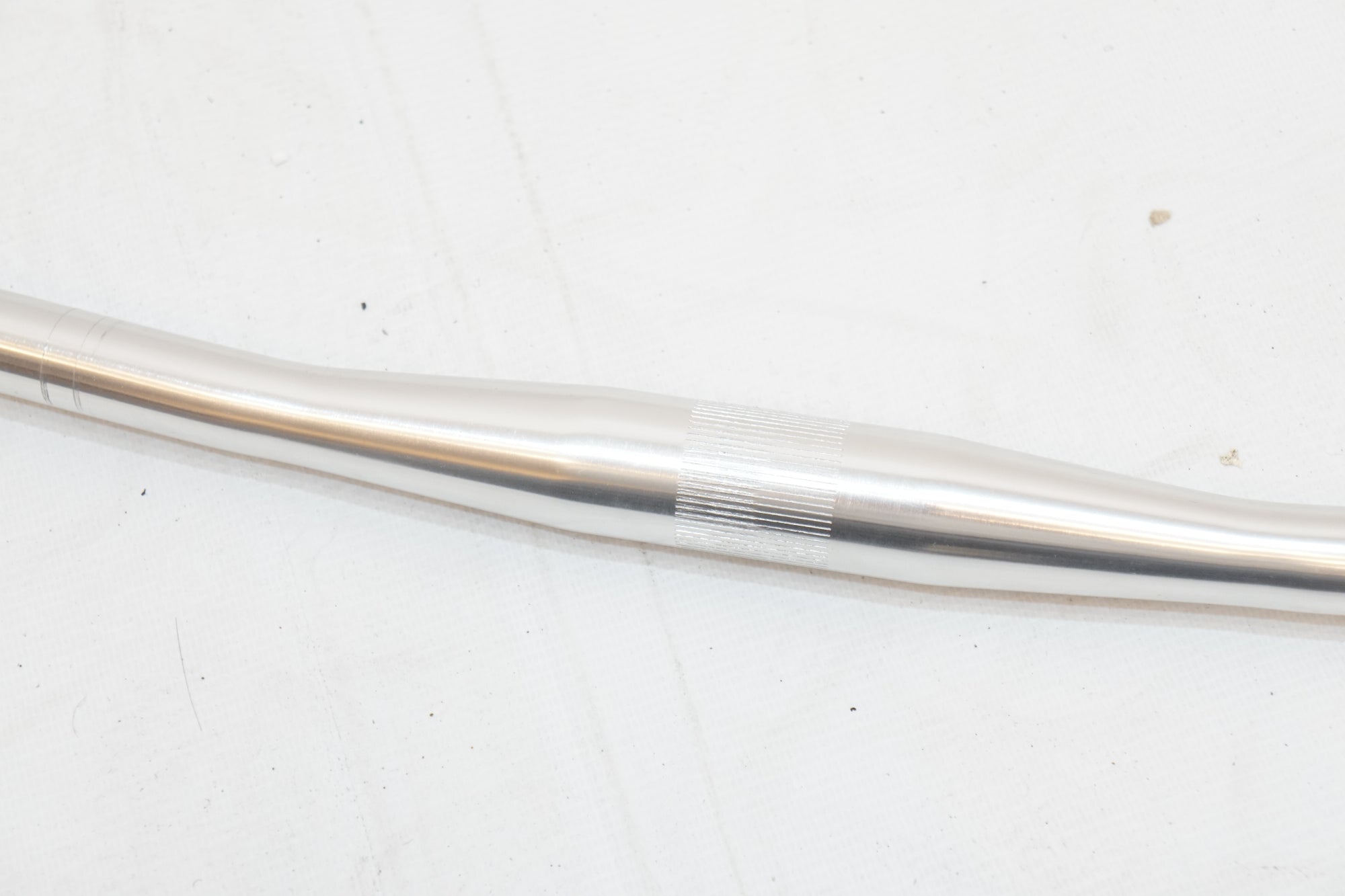 ノーブランド フラットバー φ31.8 545mm ハンドル / バイチャリ浦和ベース
