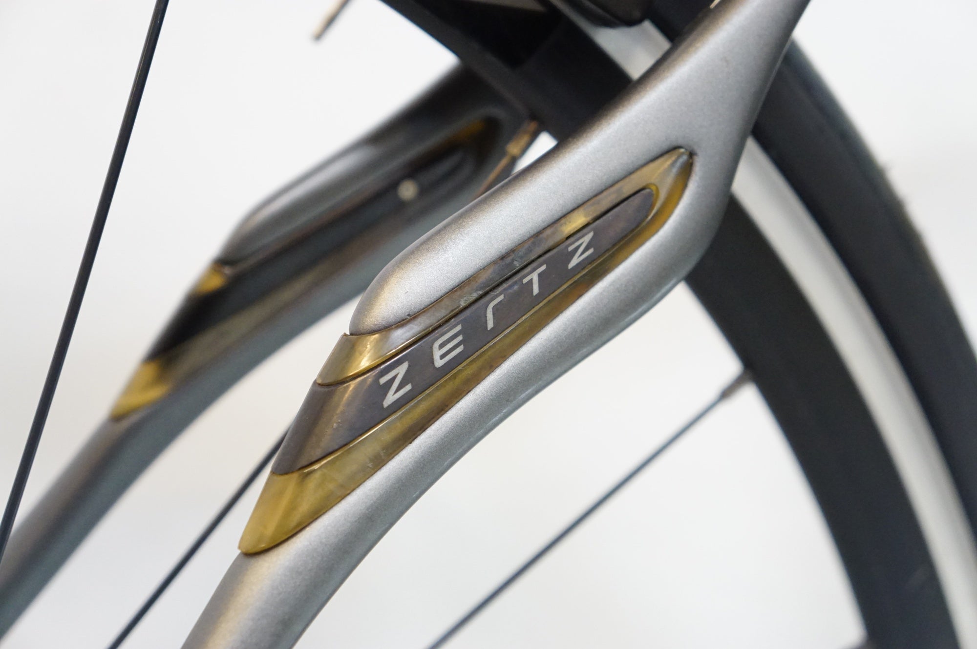 SPECIALIZED 「スペシャライズド」 ROUBAIX SL4 SPORT 2015年モデル